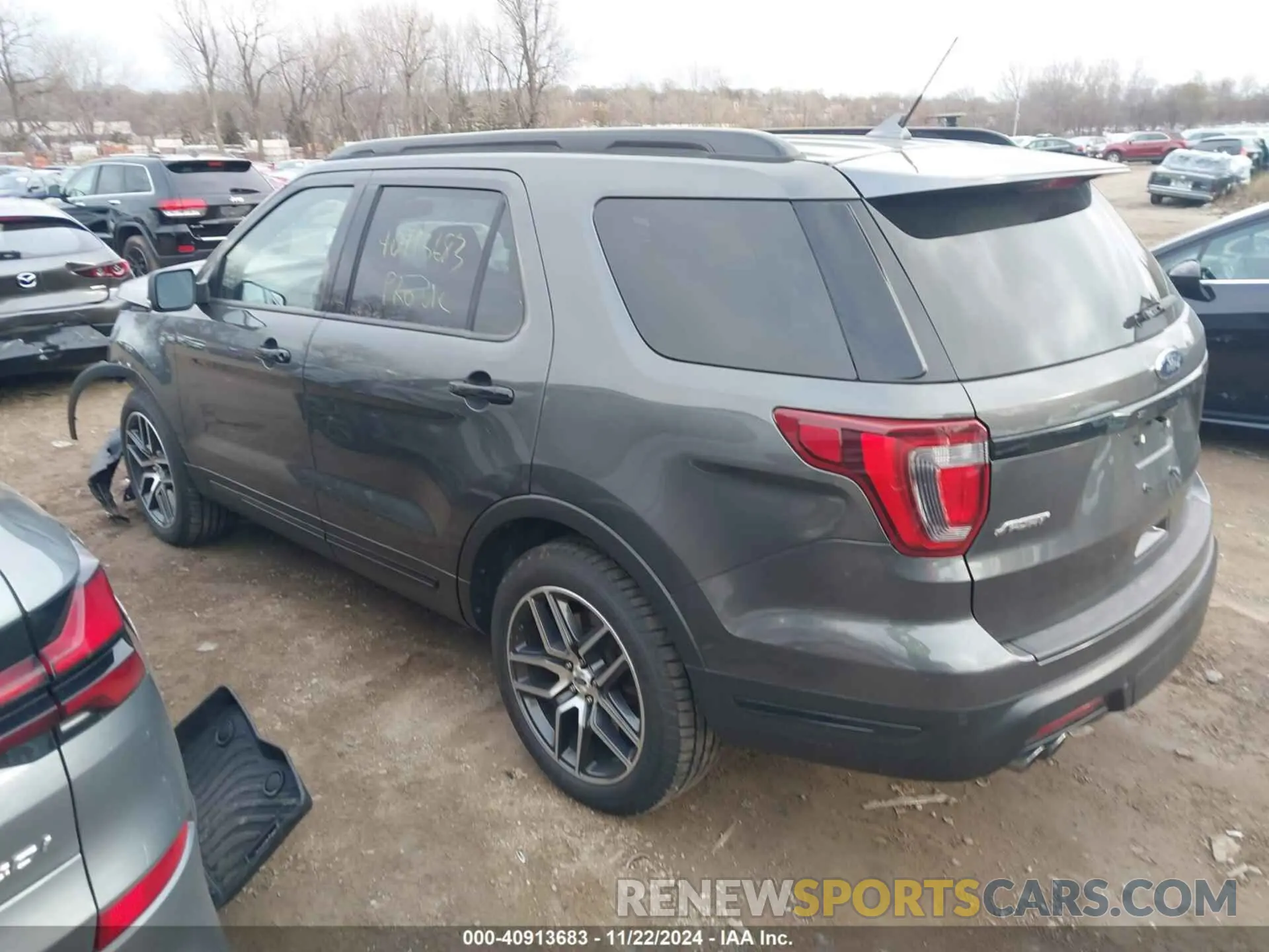 3 Photograph of a damaged car 1FM5K8GT6KGB39523 FORD EXPLORER 2019