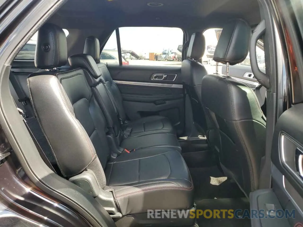 11 Photograph of a damaged car 1FM5K8GT6KGB52935 FORD EXPLORER 2019