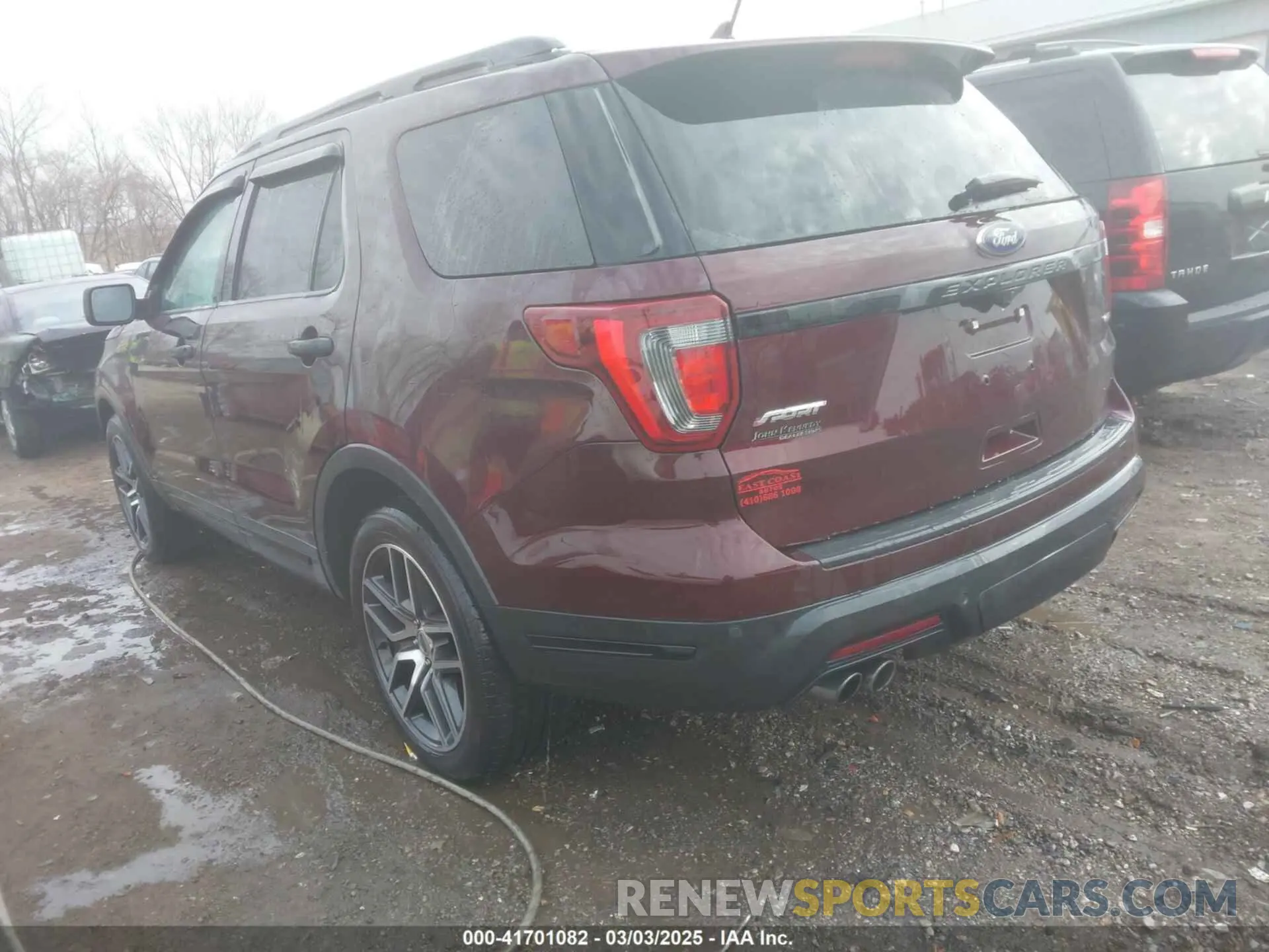3 Photograph of a damaged car 1FM5K8GT9KGA35625 FORD EXPLORER 2019