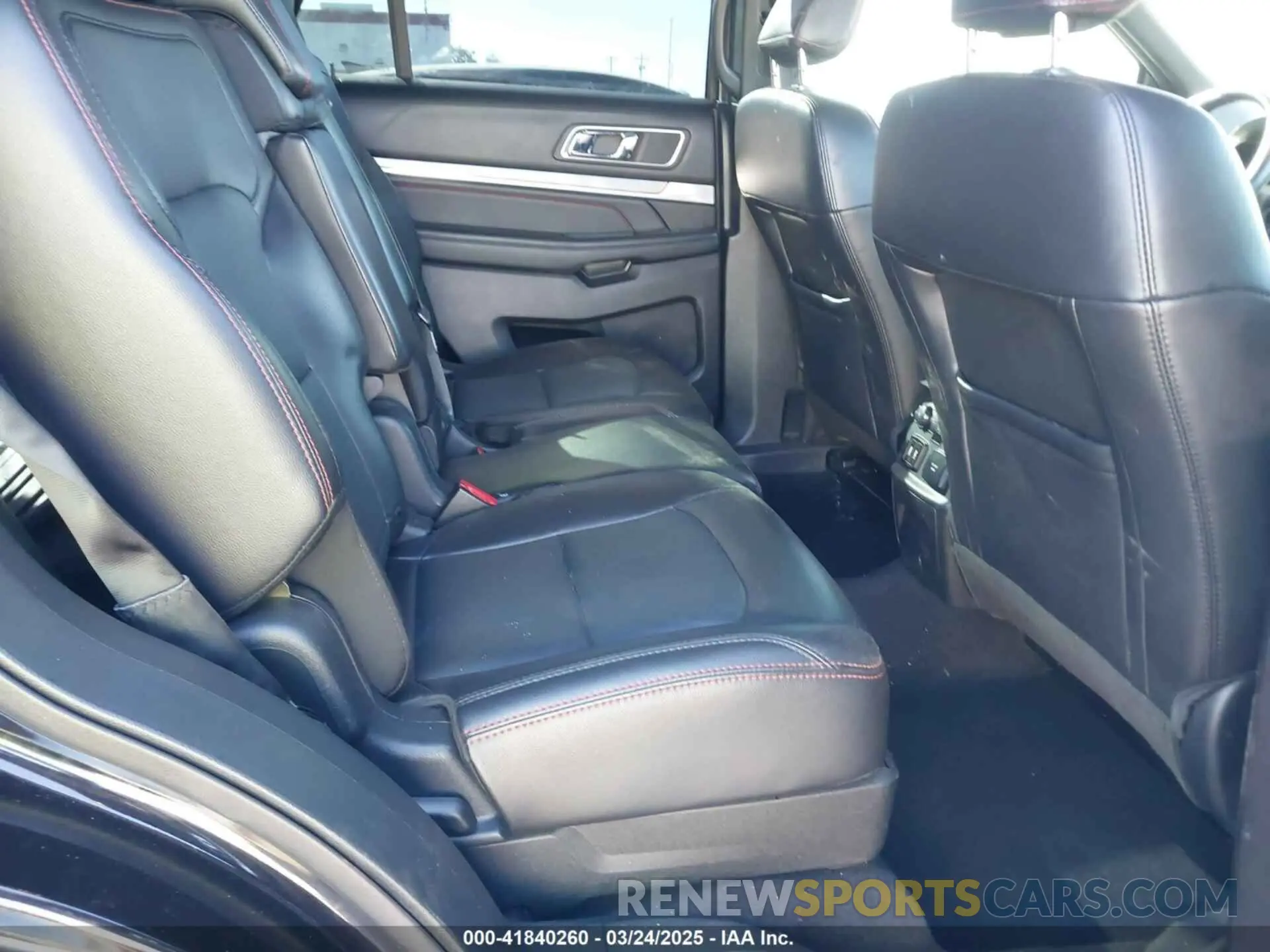 8 Photograph of a damaged car 1FM5K8GTXKGB40710 FORD EXPLORER 2019