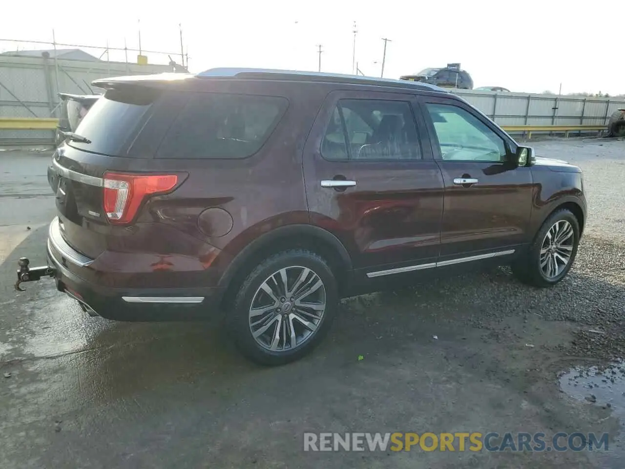 3 Photograph of a damaged car 1FM5K8HT2KGA21256 FORD EXPLORER 2019