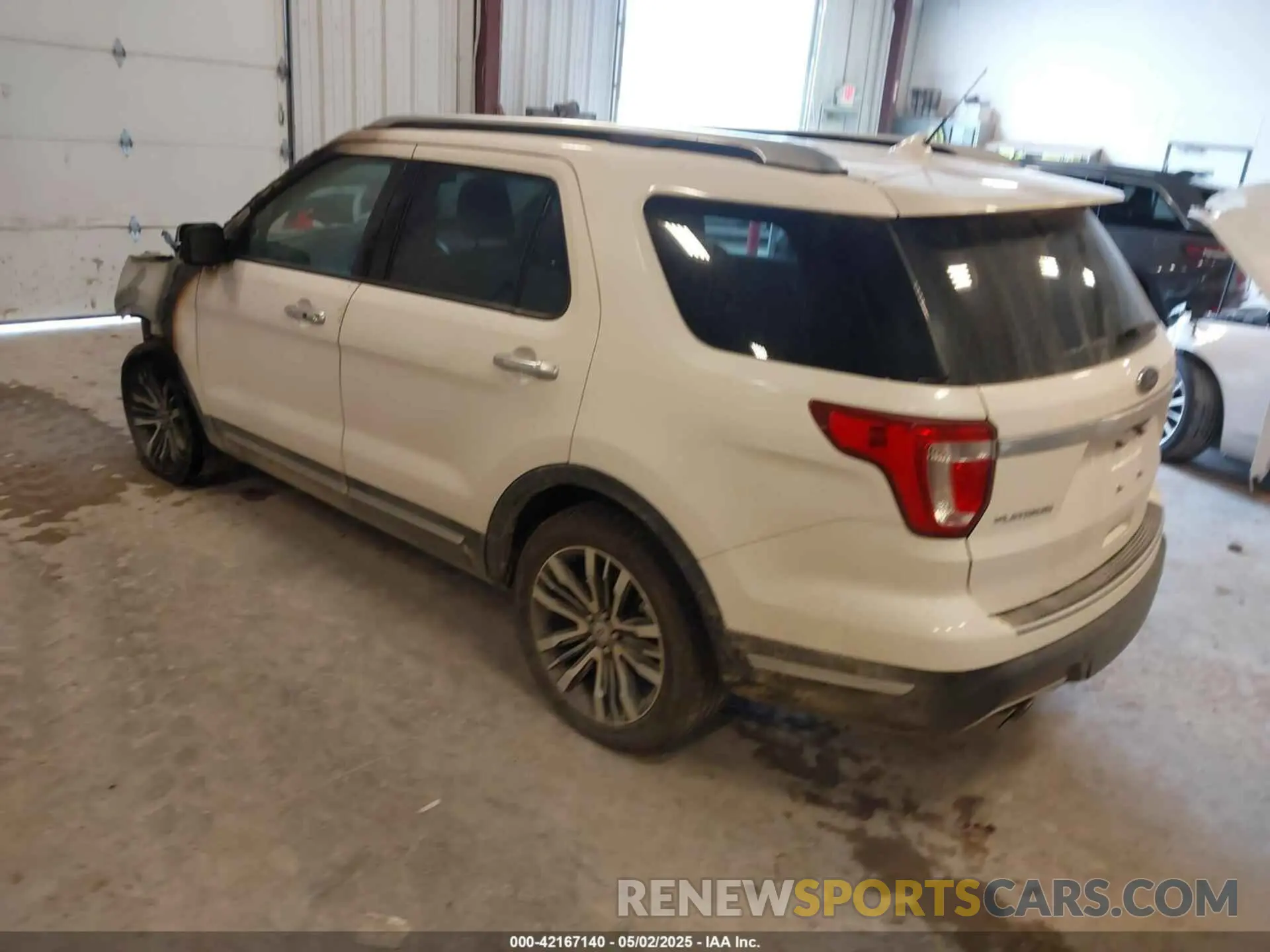 3 Photograph of a damaged car 1FM5K8HT3KGA95592 FORD EXPLORER 2019