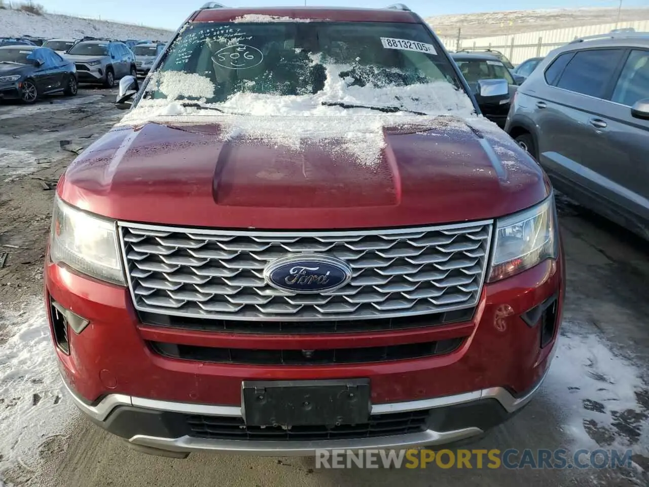 5 Photograph of a damaged car 1FM5K8HT4KGA87078 FORD EXPLORER 2019