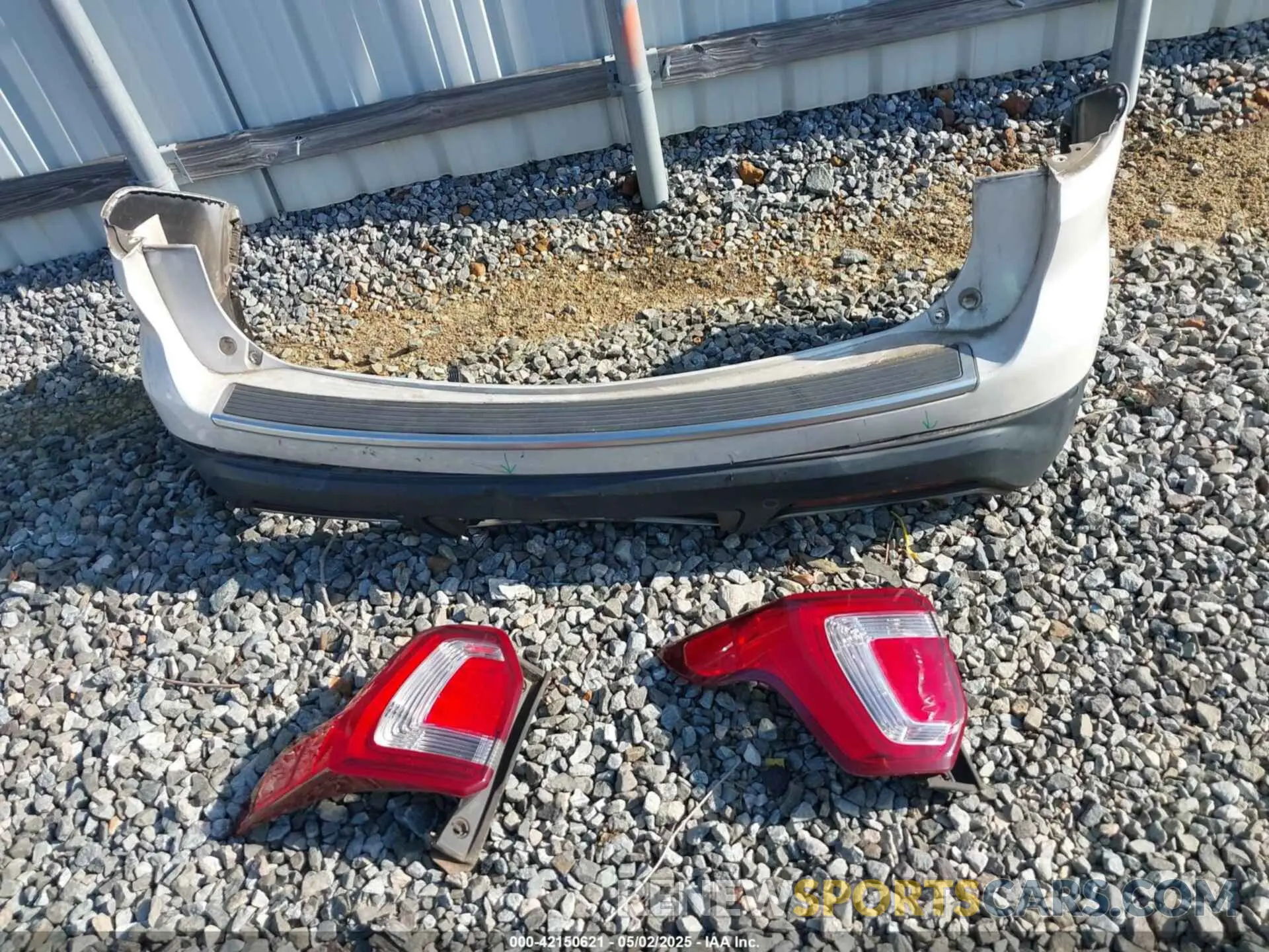 12 Photograph of a damaged car 1FM5K8HT5KGA58043 FORD EXPLORER 2019
