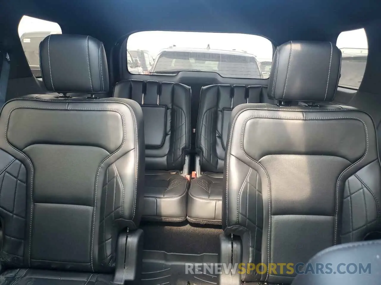 10 Photograph of a damaged car 1FM5K8HT6KGA95344 FORD EXPLORER 2019
