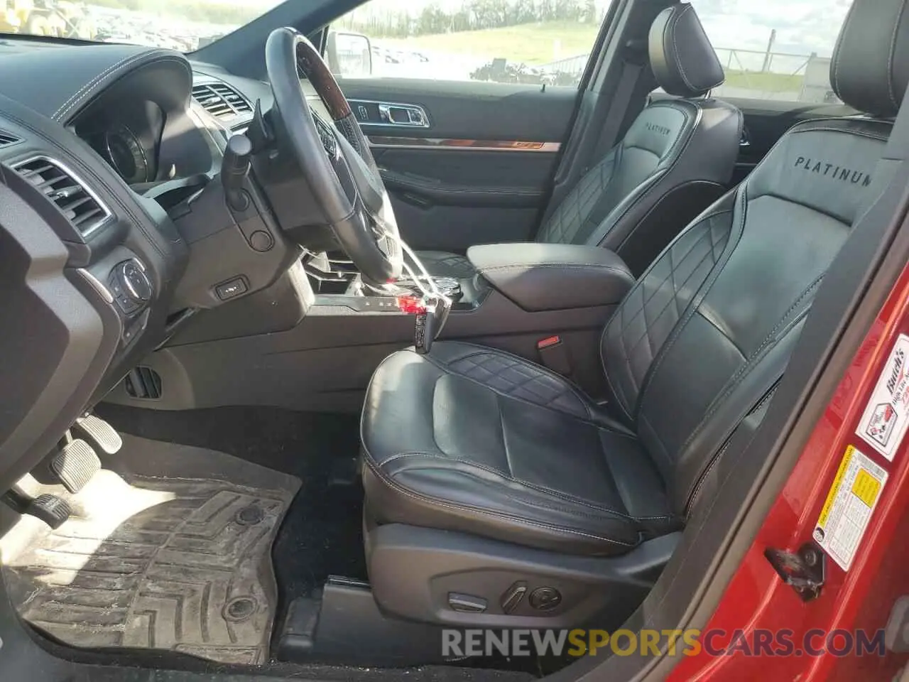 7 Photograph of a damaged car 1FM5K8HT6KGA95344 FORD EXPLORER 2019