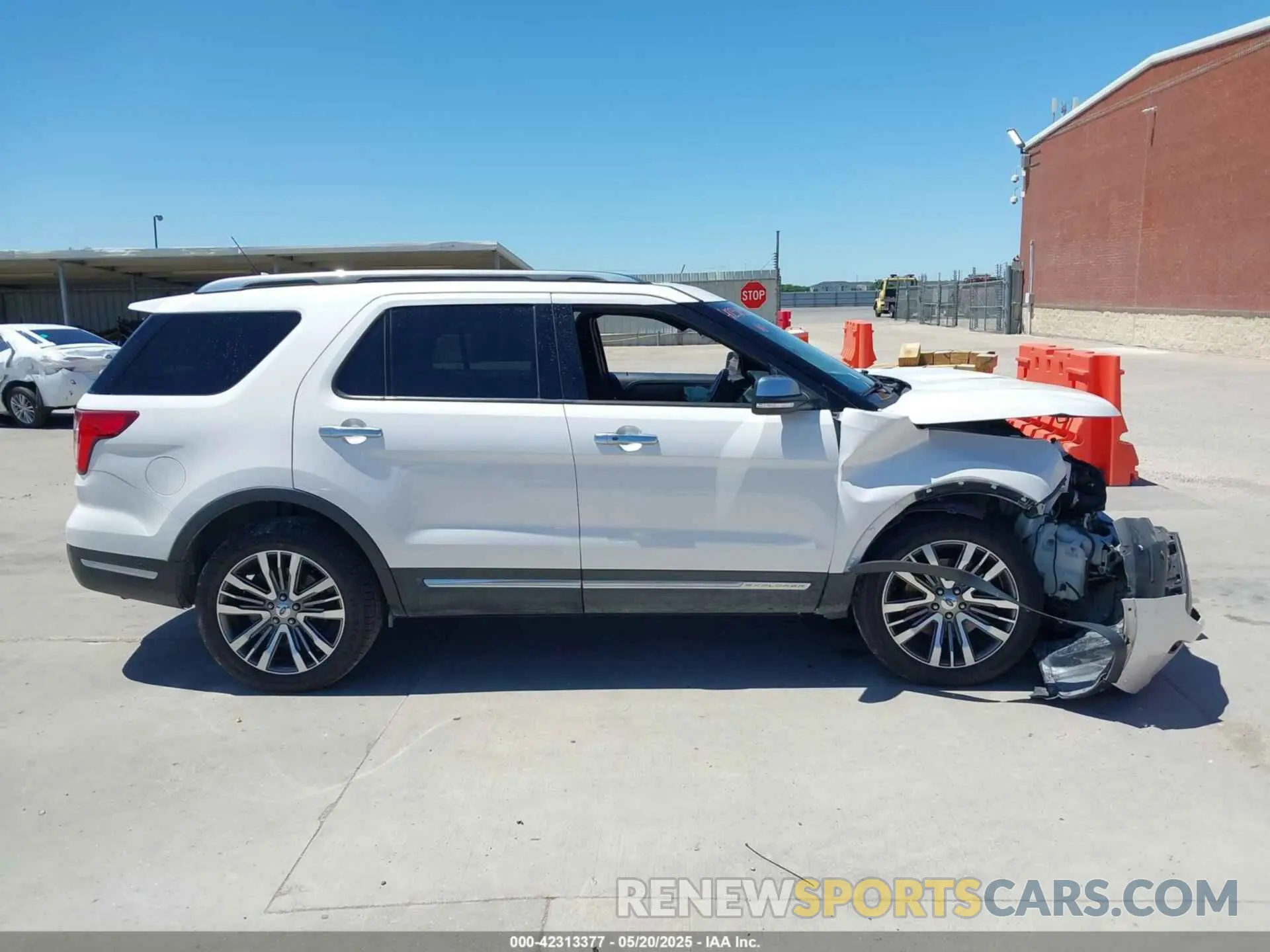 13 Photograph of a damaged car 1FM5K8HT8KGA02291 FORD EXPLORER 2019