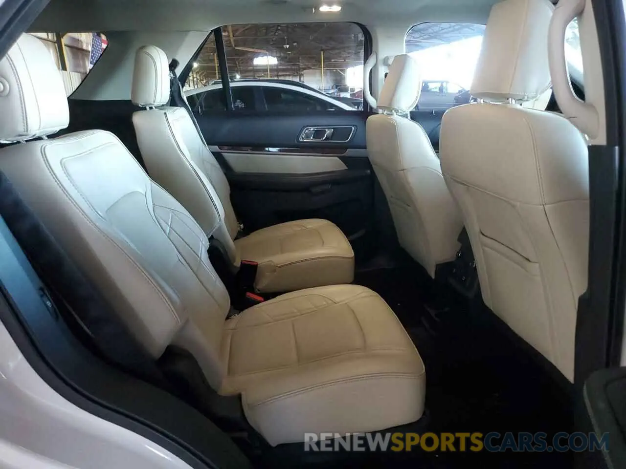 11 Photograph of a damaged car 1FM5K8HT8KGA73166 FORD EXPLORER 2019