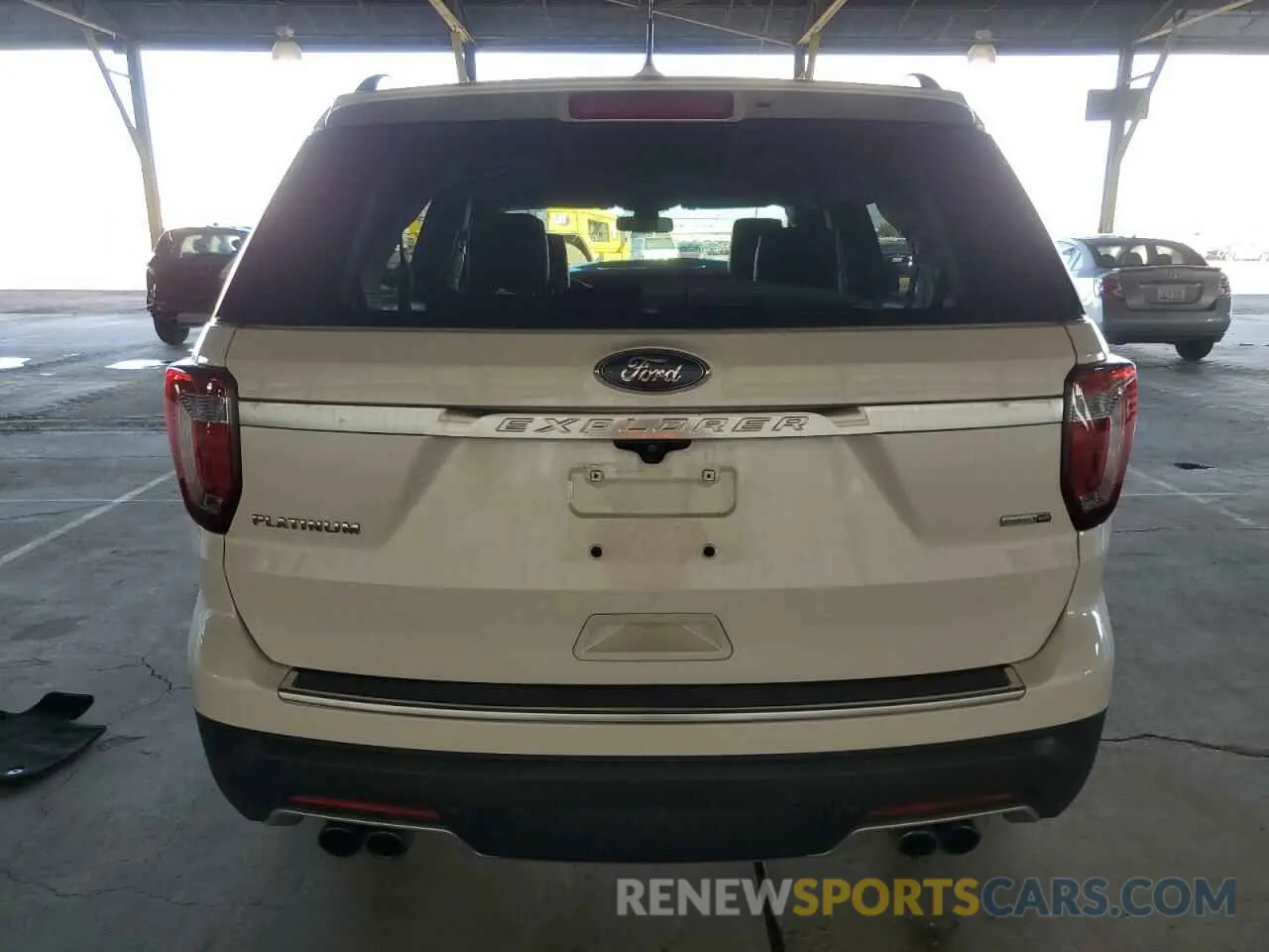 6 Photograph of a damaged car 1FM5K8HT8KGA73166 FORD EXPLORER 2019
