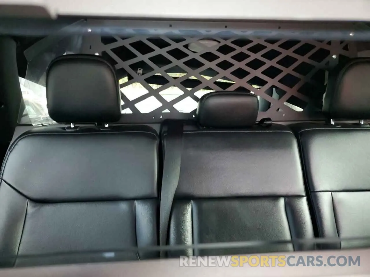 10 Photograph of a damaged car 1FM5K8AW0LGB23628 FORD EXPLORER 2020