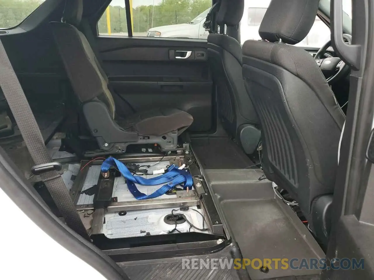 11 Photograph of a damaged car 1FM5K8AW1LGA45375 FORD EXPLORER 2020