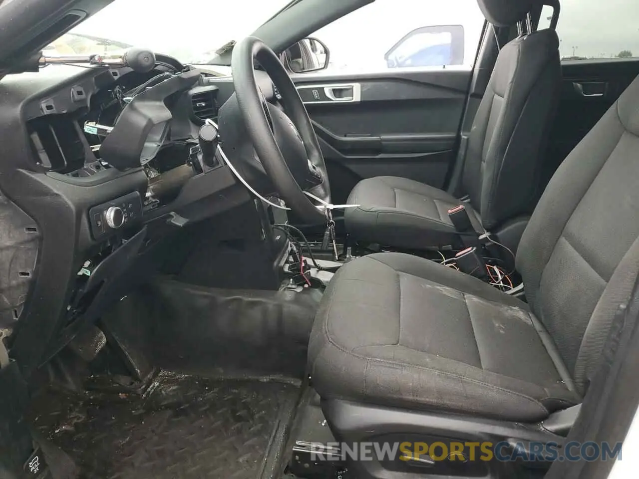 7 Photograph of a damaged car 1FM5K8AW1LGA45375 FORD EXPLORER 2020