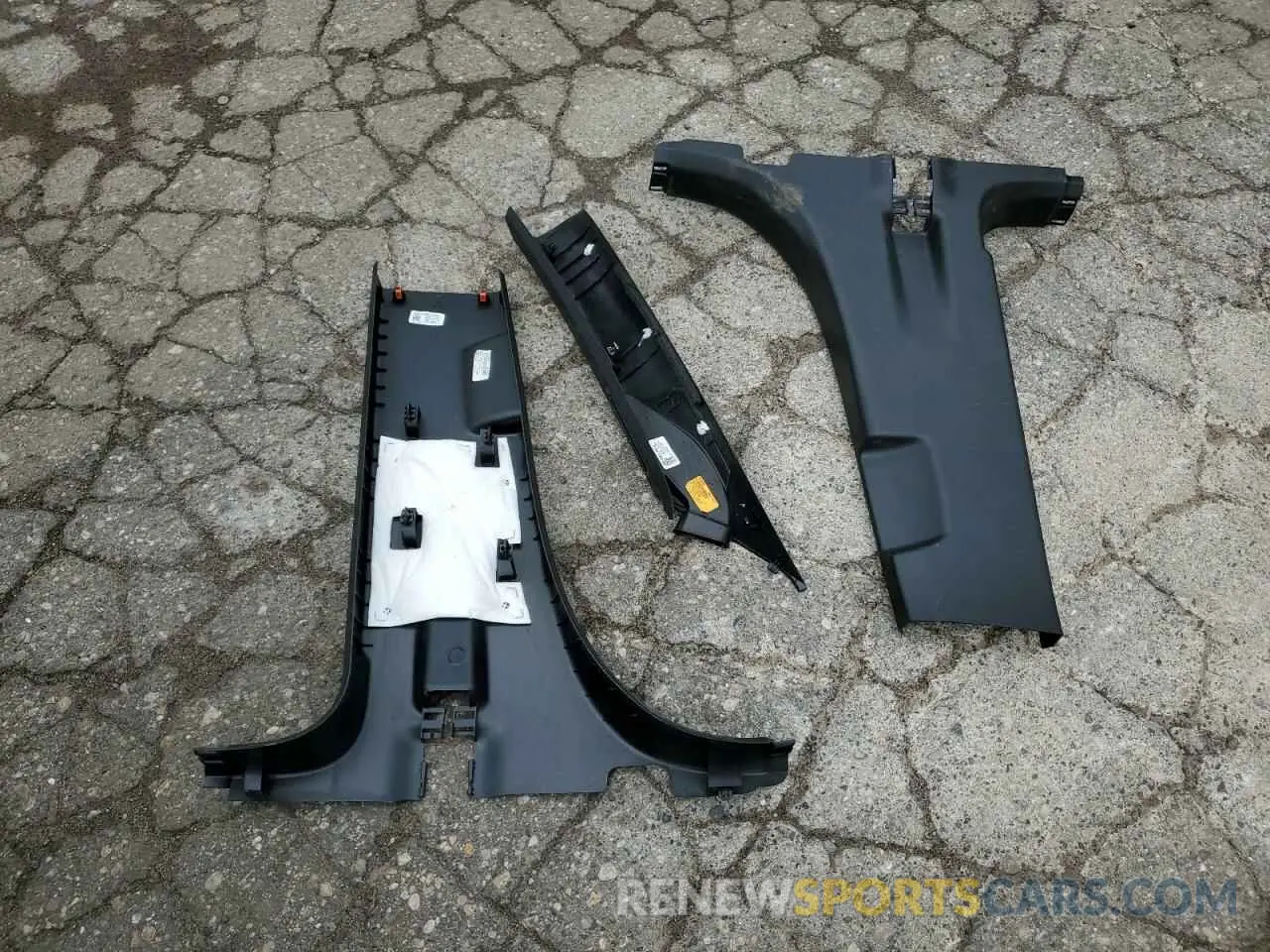 13 Photograph of a damaged car 1FM5K8AW5LGC15544 FORD EXPLORER 2020