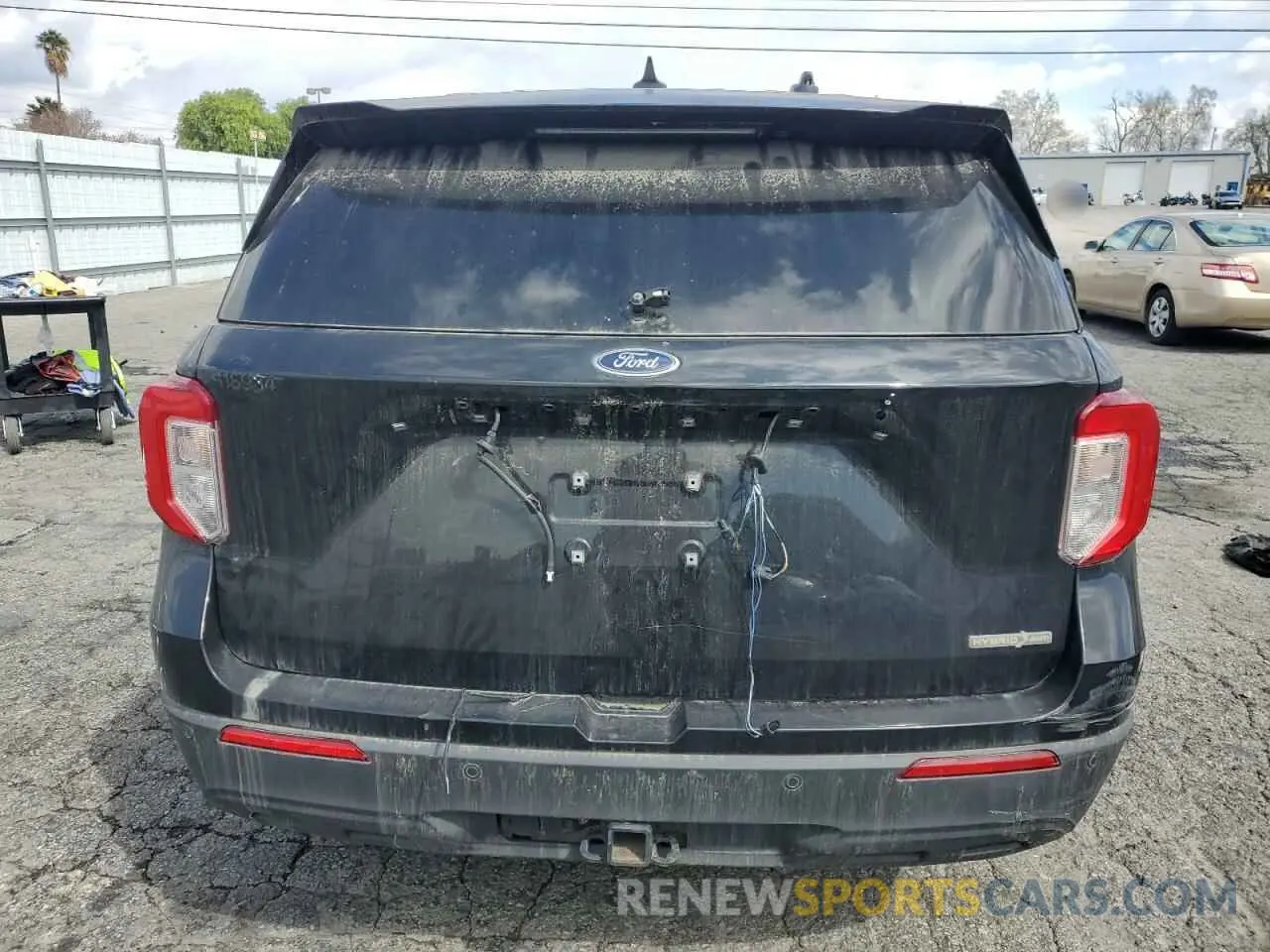 6 Photograph of a damaged car 1FM5K8AW9LGB43845 FORD EXPLORER 2020