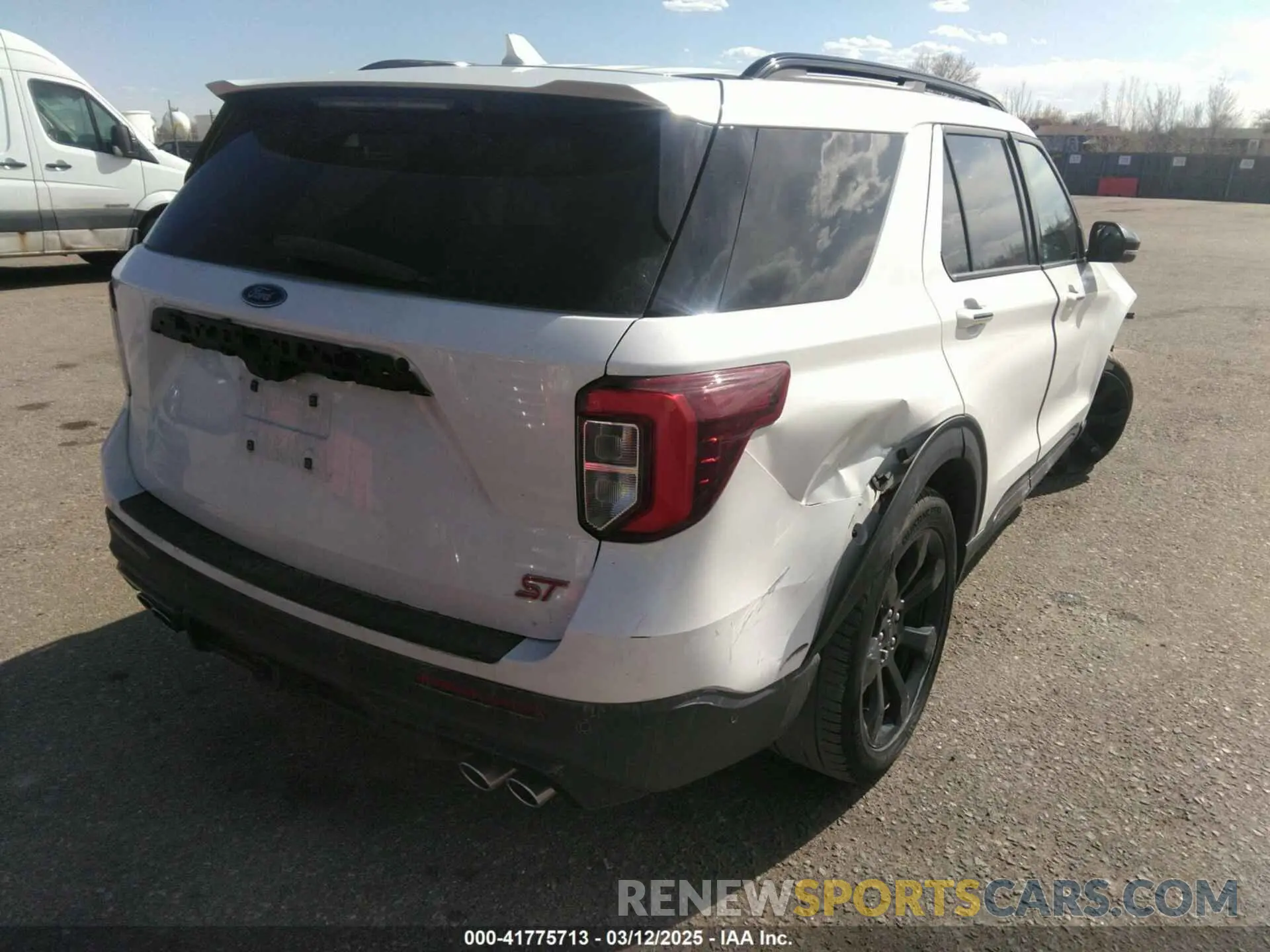 4 Photograph of a damaged car 1FM5K8GC0LGB11671 FORD EXPLORER 2020