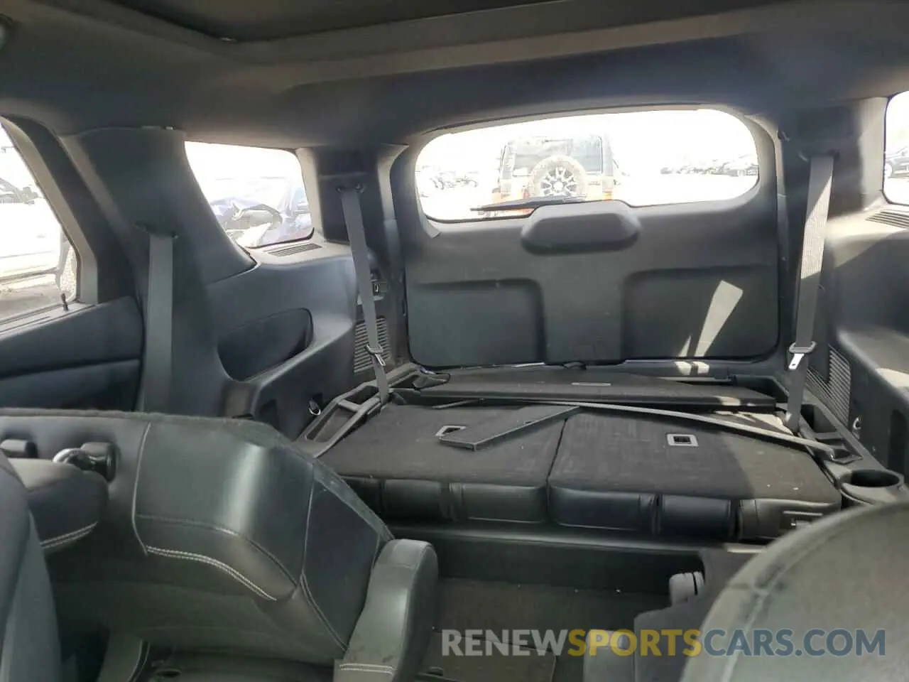 10 Photograph of a damaged car 1FM5K8GC2LGA03939 FORD EXPLORER 2020