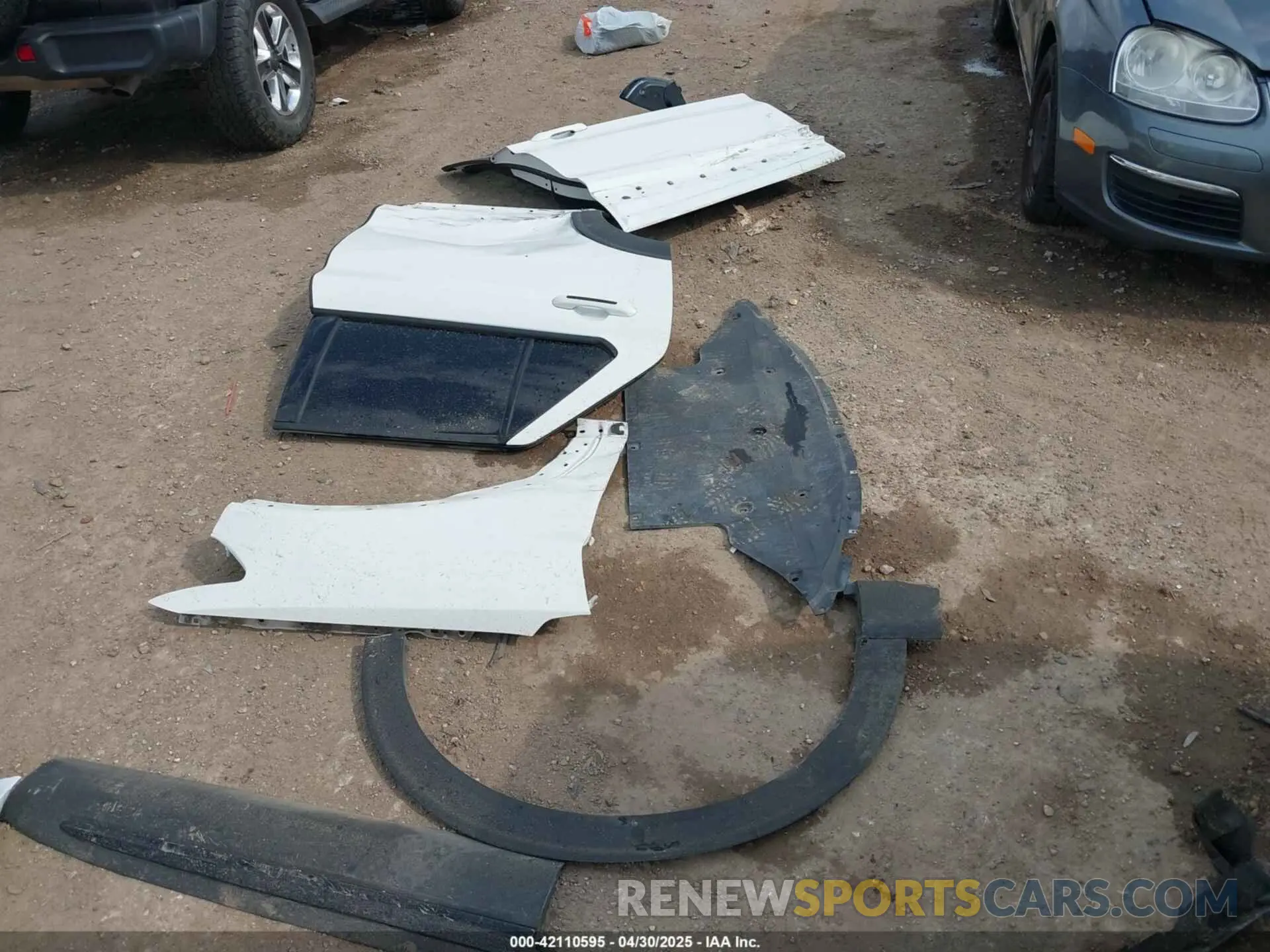 18 Photograph of a damaged car 1FM5K8GC2LGA91245 FORD EXPLORER 2020