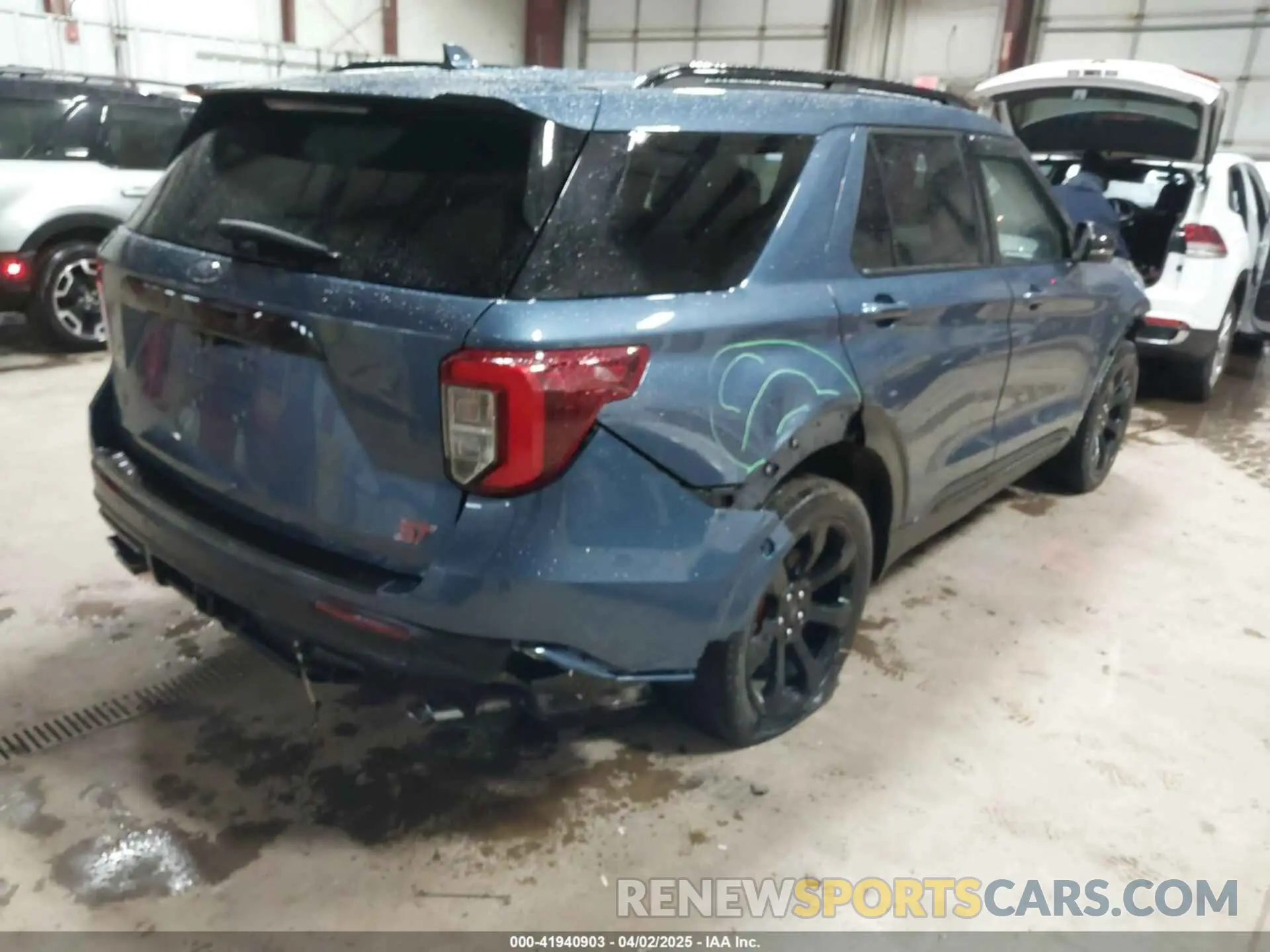 4 Photograph of a damaged car 1FM5K8GC3LGB10546 FORD EXPLORER 2020