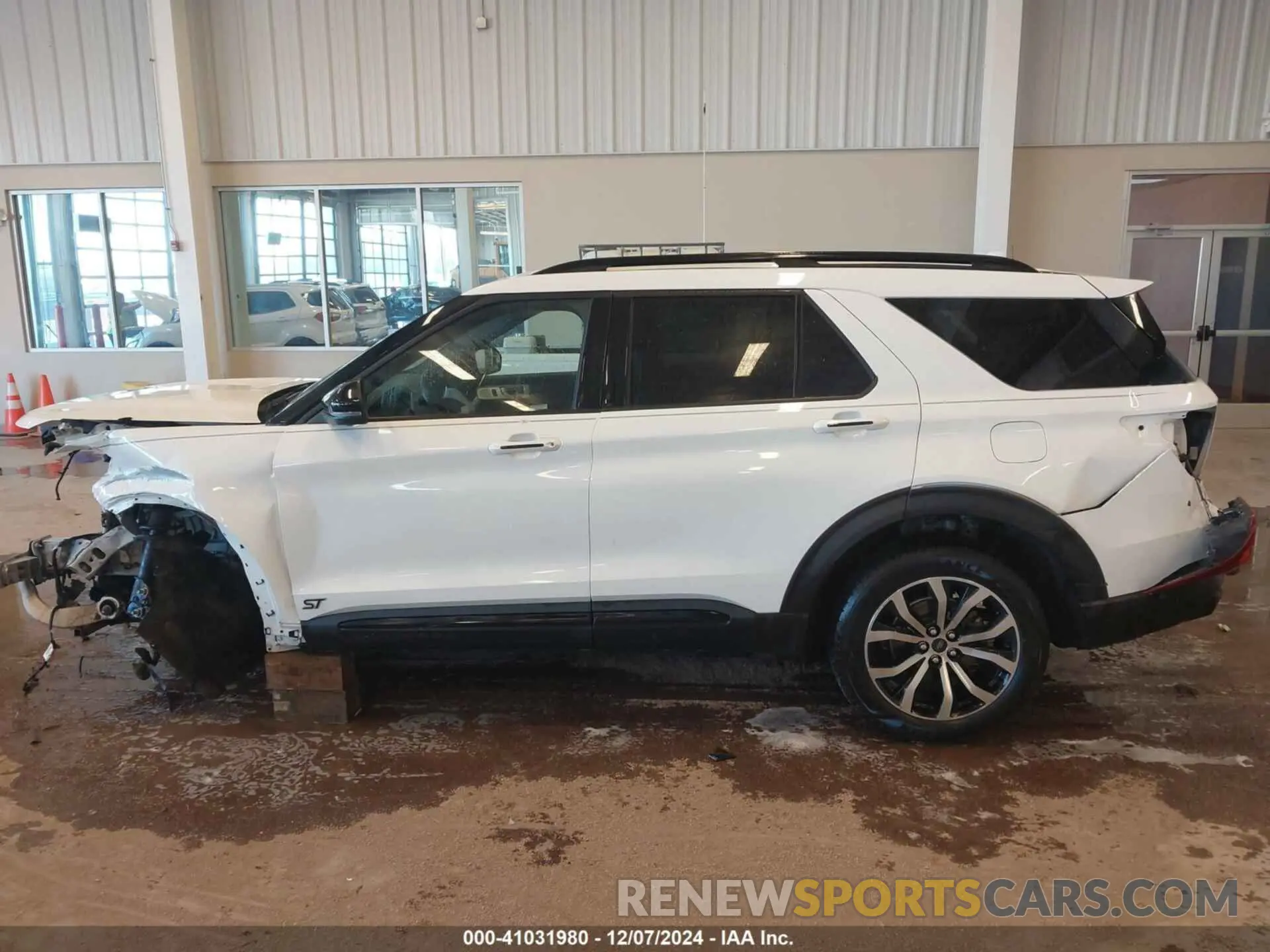 14 Photograph of a damaged car 1FM5K8GC5LGA62211 FORD EXPLORER 2020