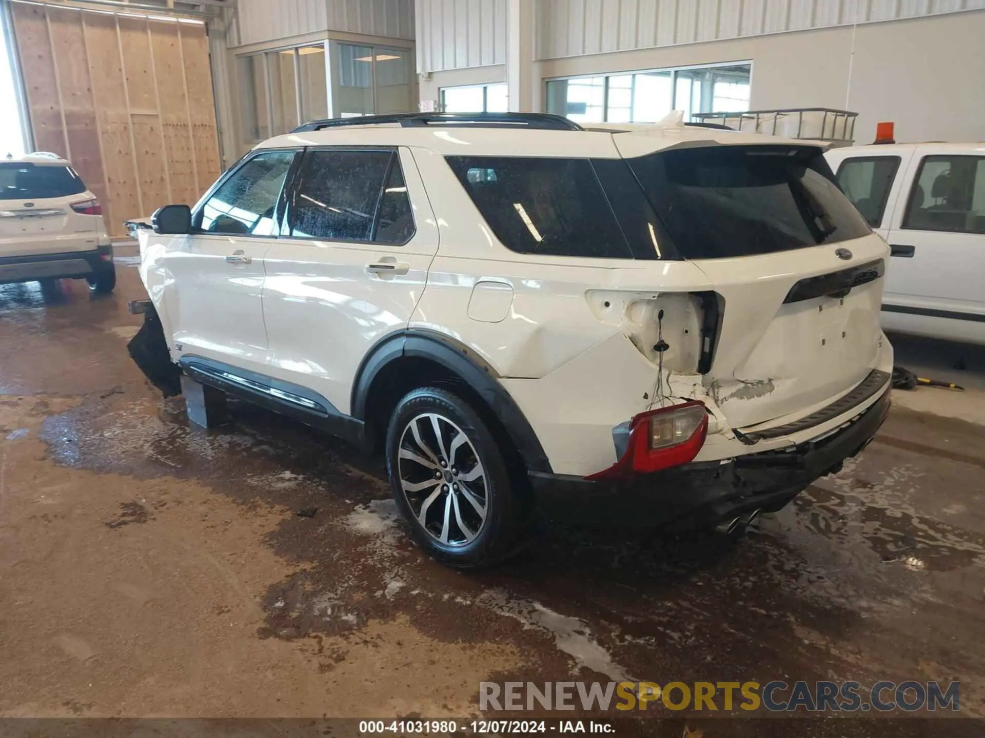 3 Photograph of a damaged car 1FM5K8GC5LGA62211 FORD EXPLORER 2020