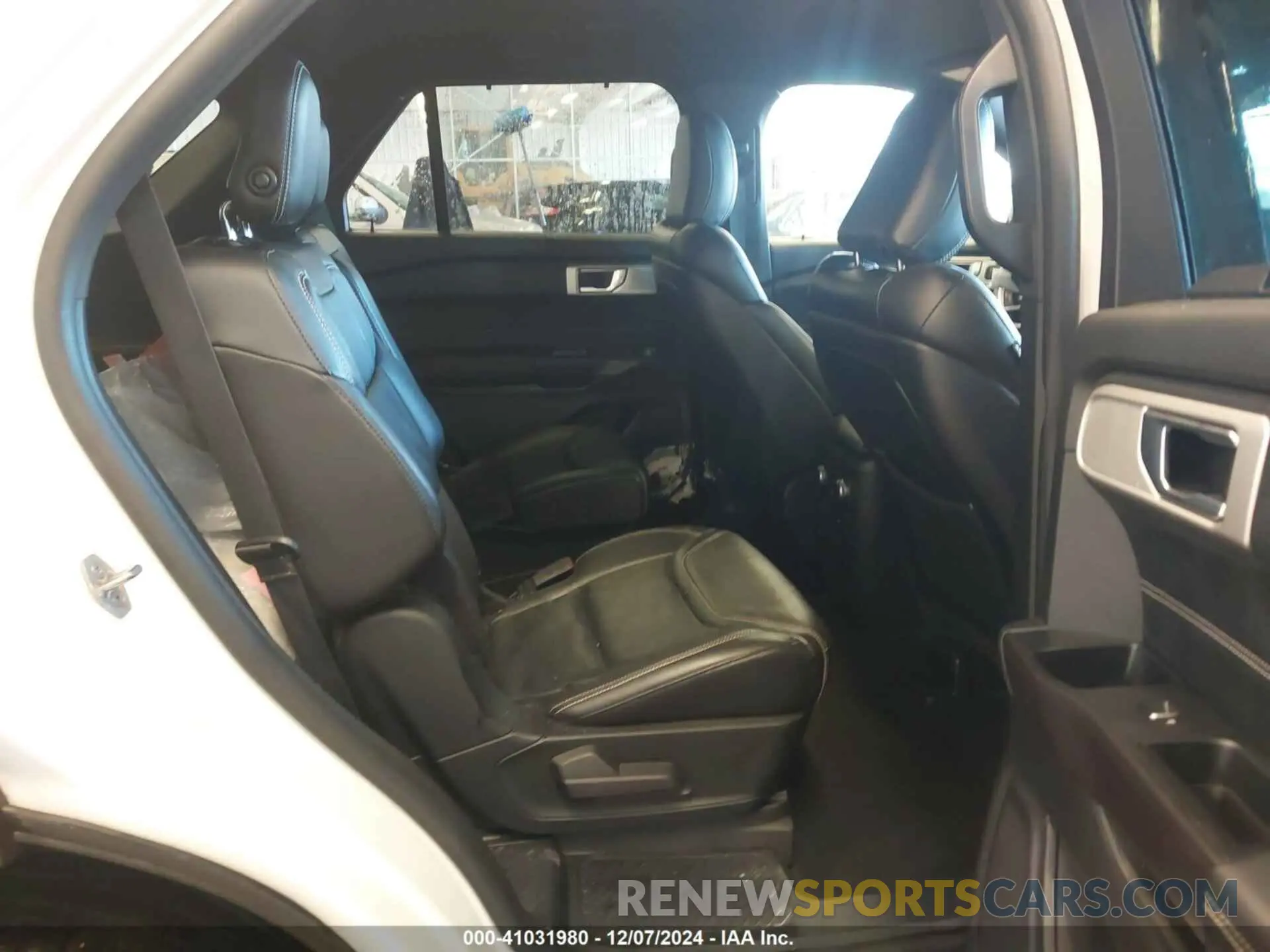 8 Photograph of a damaged car 1FM5K8GC5LGA62211 FORD EXPLORER 2020