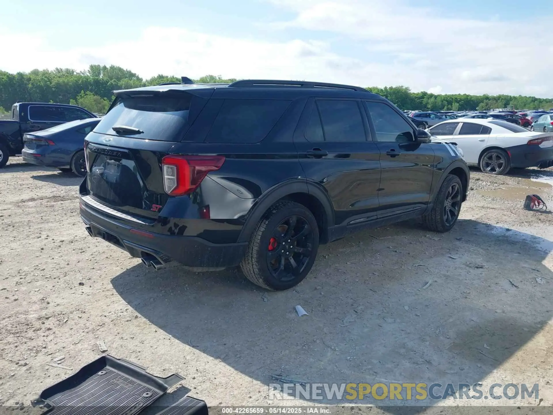 4 Photograph of a damaged car 1FM5K8GC5LGB57884 FORD EXPLORER 2020