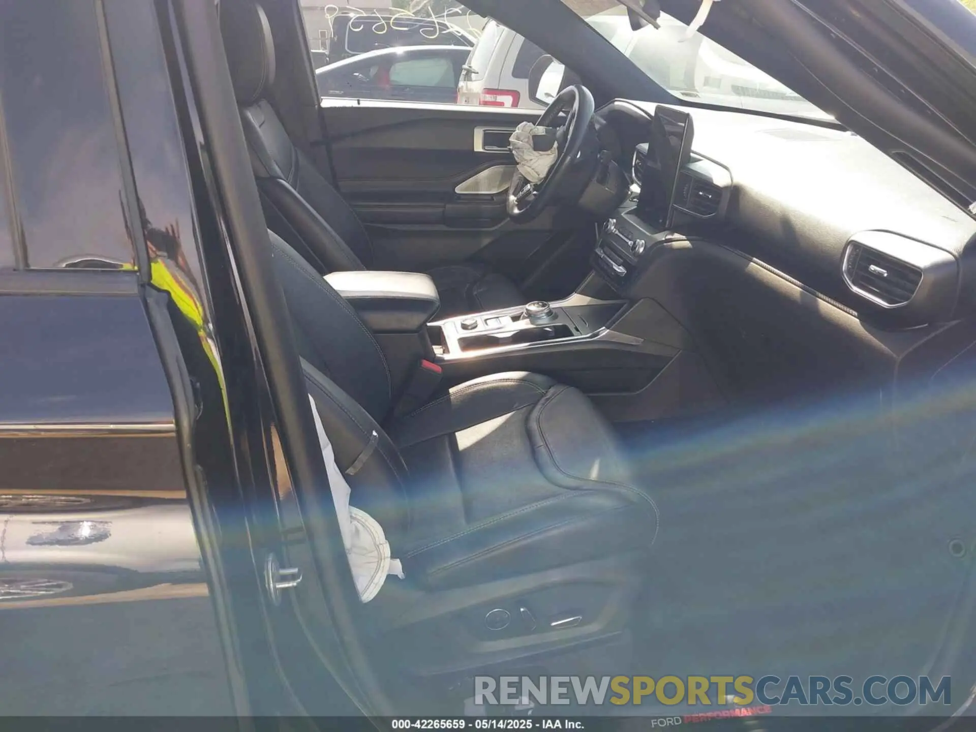 5 Photograph of a damaged car 1FM5K8GC5LGB57884 FORD EXPLORER 2020