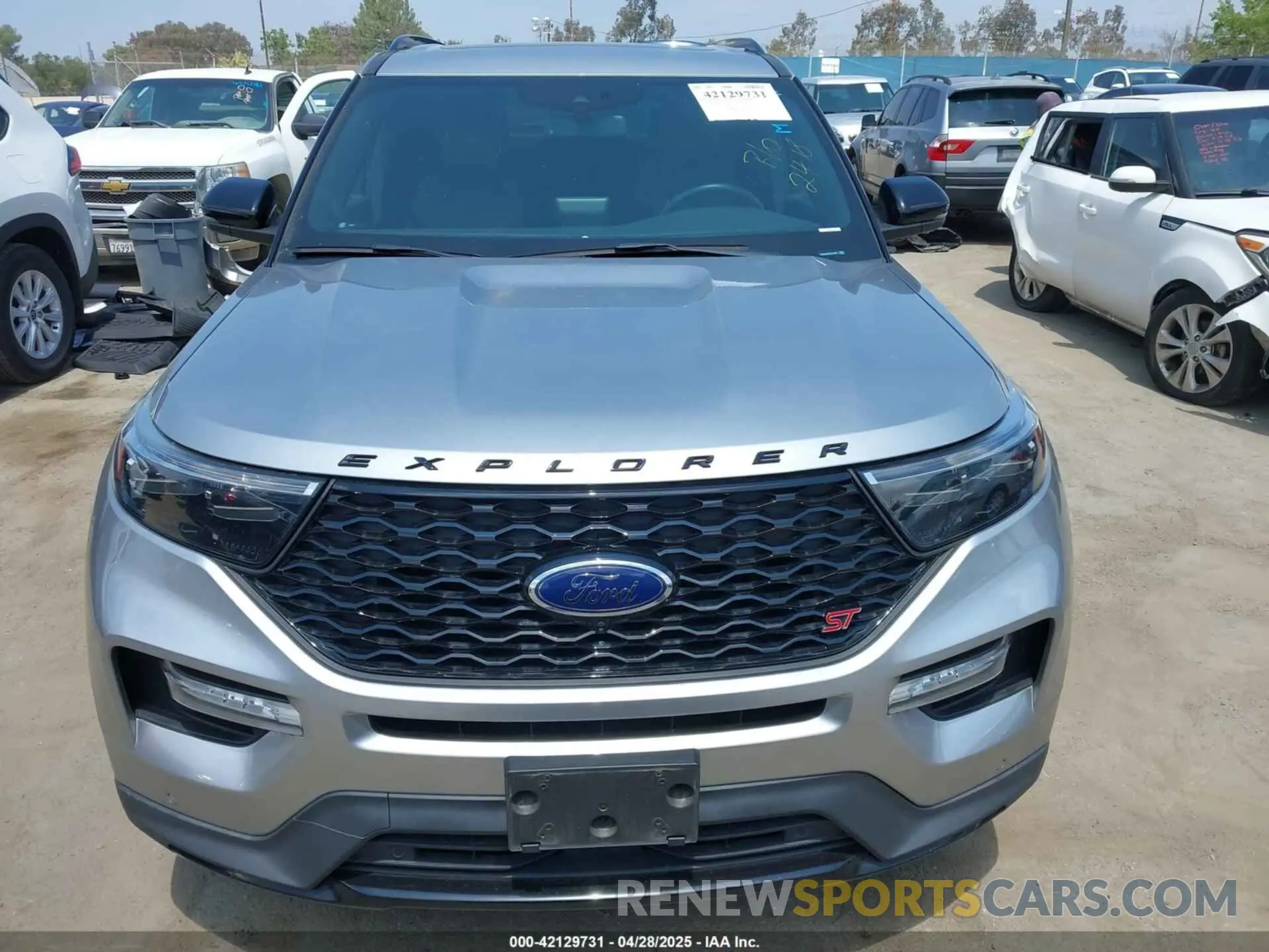 13 Photograph of a damaged car 1FM5K8GC5LGC47522 FORD EXPLORER 2020