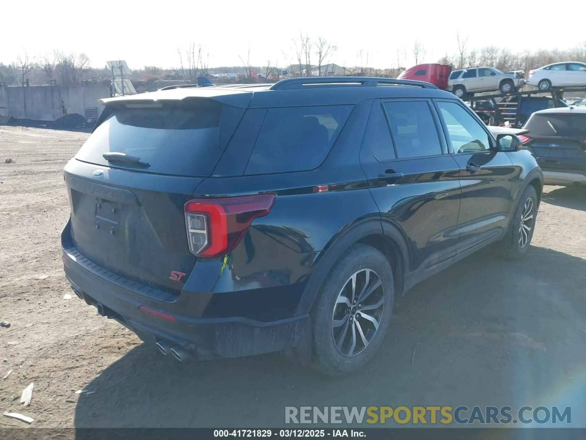4 Photograph of a damaged car 1FM5K8GC5LGC95974 FORD EXPLORER 2020