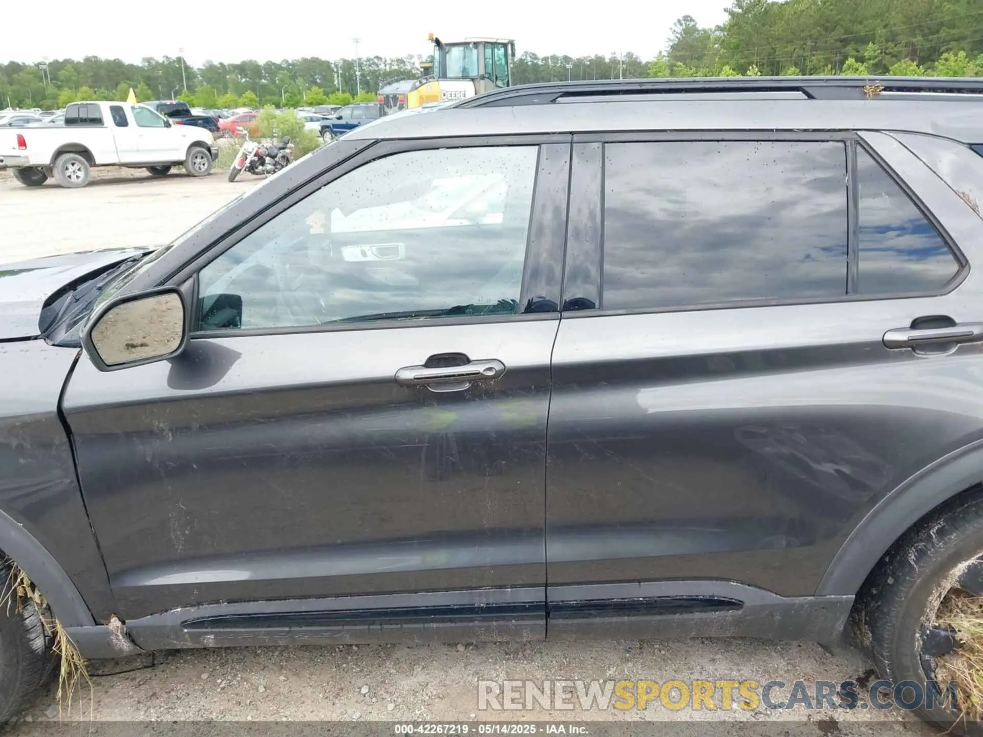 14 Photograph of a damaged car 1FM5K8GC6LGA22803 FORD EXPLORER 2020