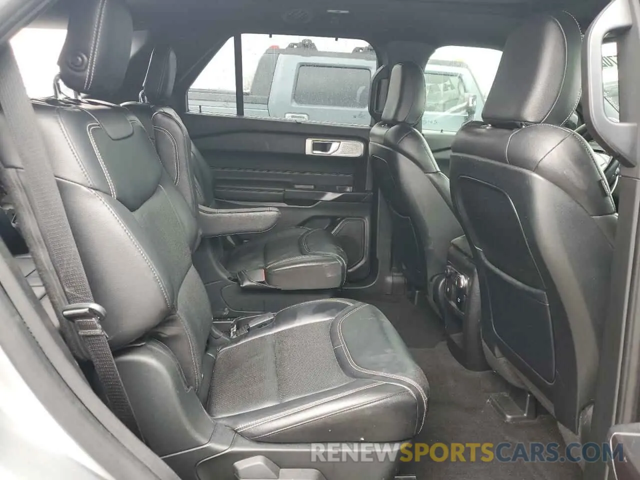 11 Photograph of a damaged car 1FM5K8GC8LGA00379 FORD EXPLORER 2020
