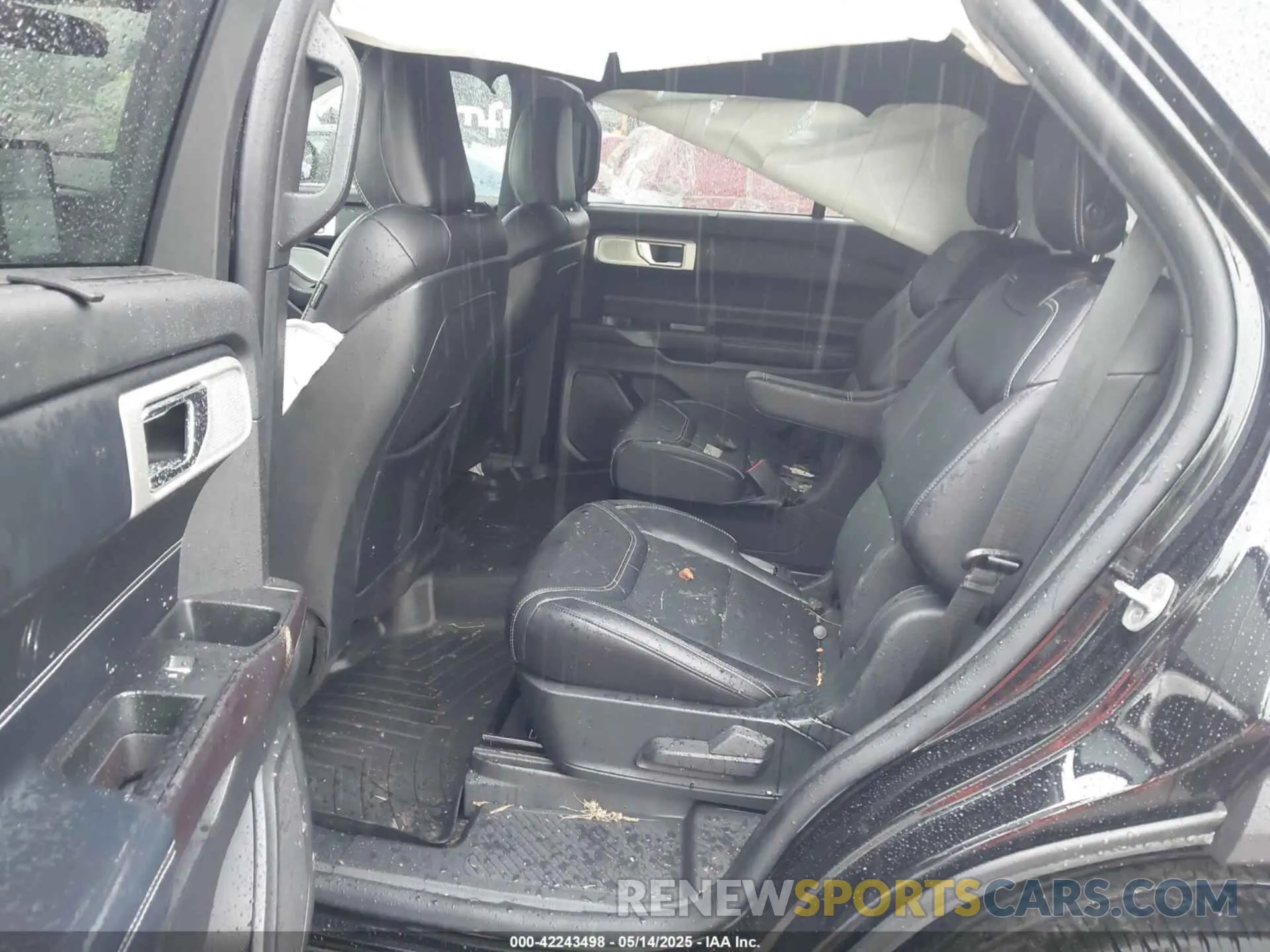 8 Photograph of a damaged car 1FM5K8GC8LGA01337 FORD EXPLORER 2020
