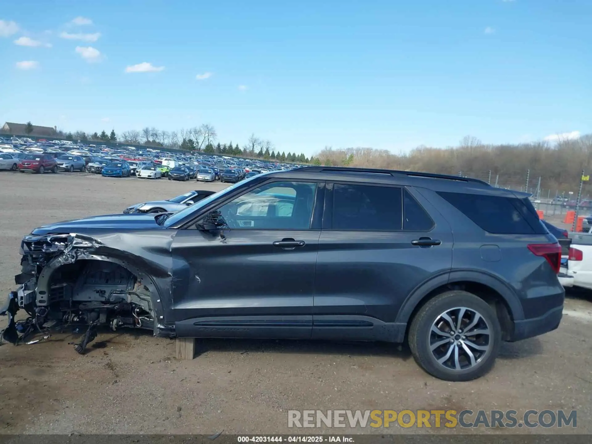 13 Photograph of a damaged car 1FM5K8GC8LGB79796 FORD EXPLORER 2020