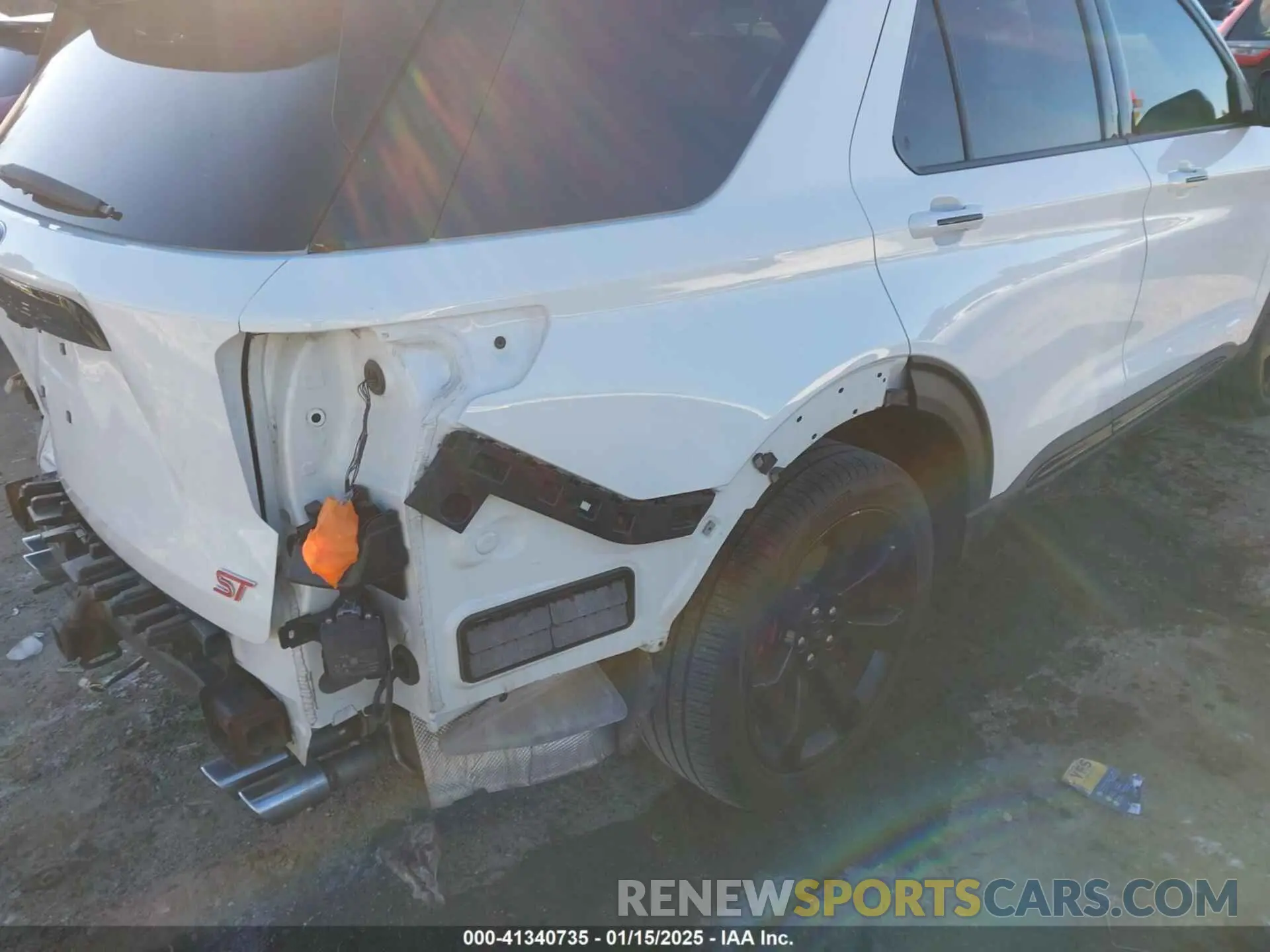 6 Photograph of a damaged car 1FM5K8GC9LGA45959 FORD EXPLORER 2020