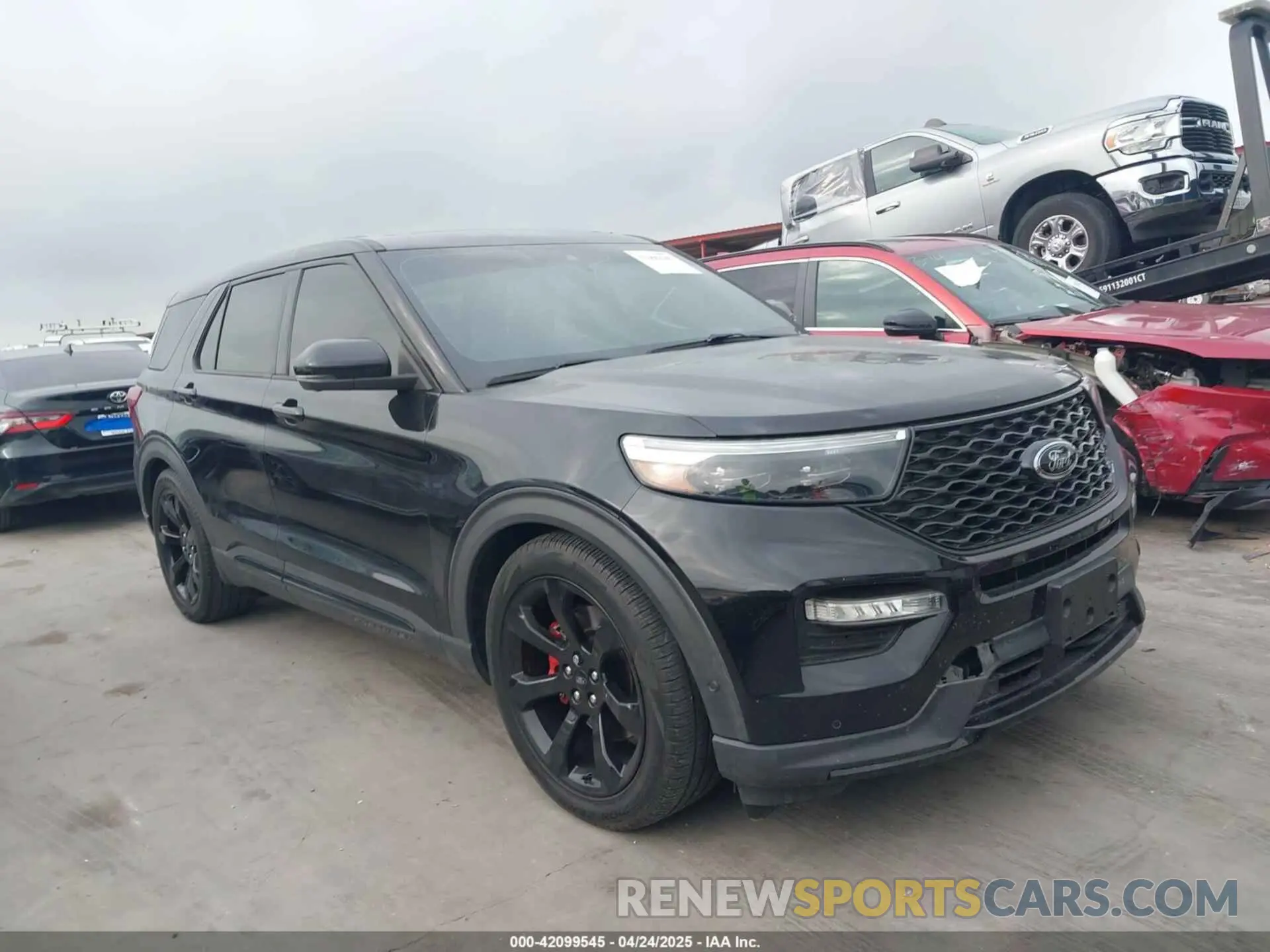 13 Photograph of a damaged car 1FM5K8GCXLGA14381 FORD EXPLORER 2020