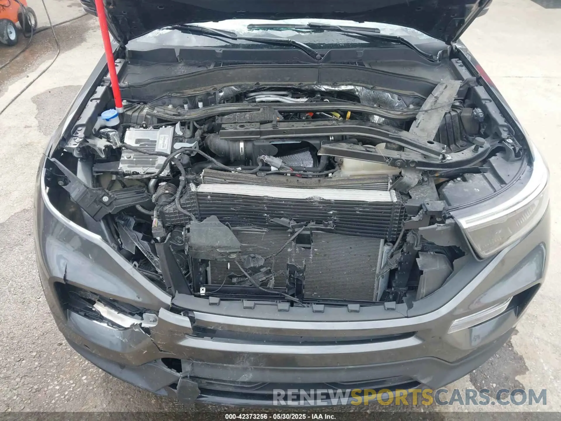 10 Photograph of a damaged car 1FM5K8GCXLGA17958 FORD EXPLORER 2020