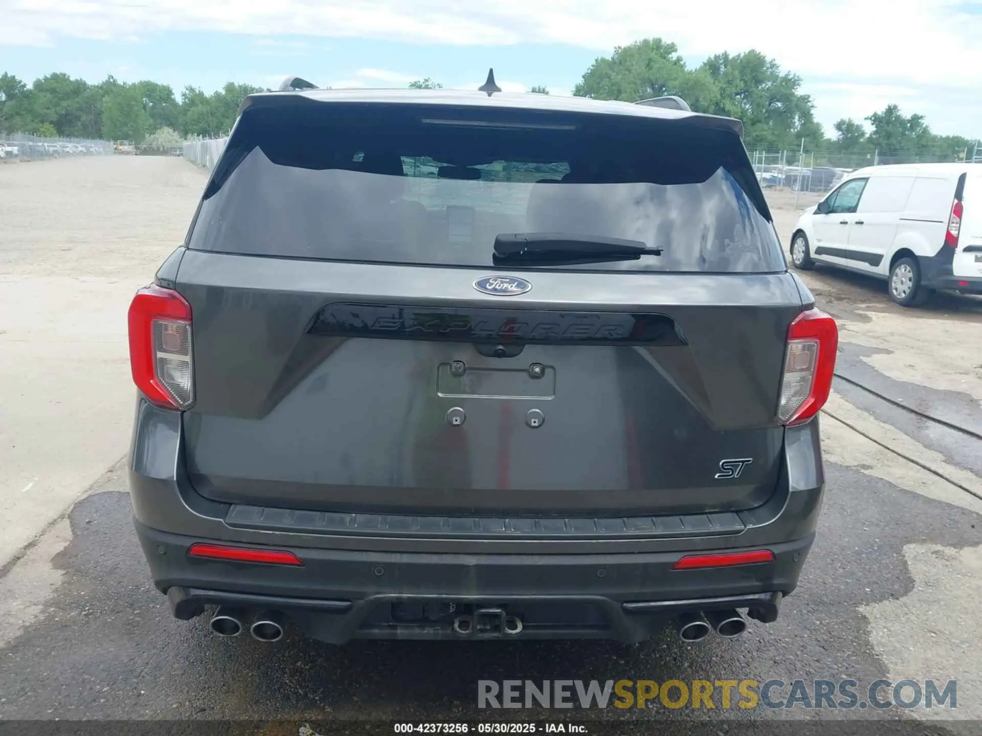 17 Photograph of a damaged car 1FM5K8GCXLGA17958 FORD EXPLORER 2020