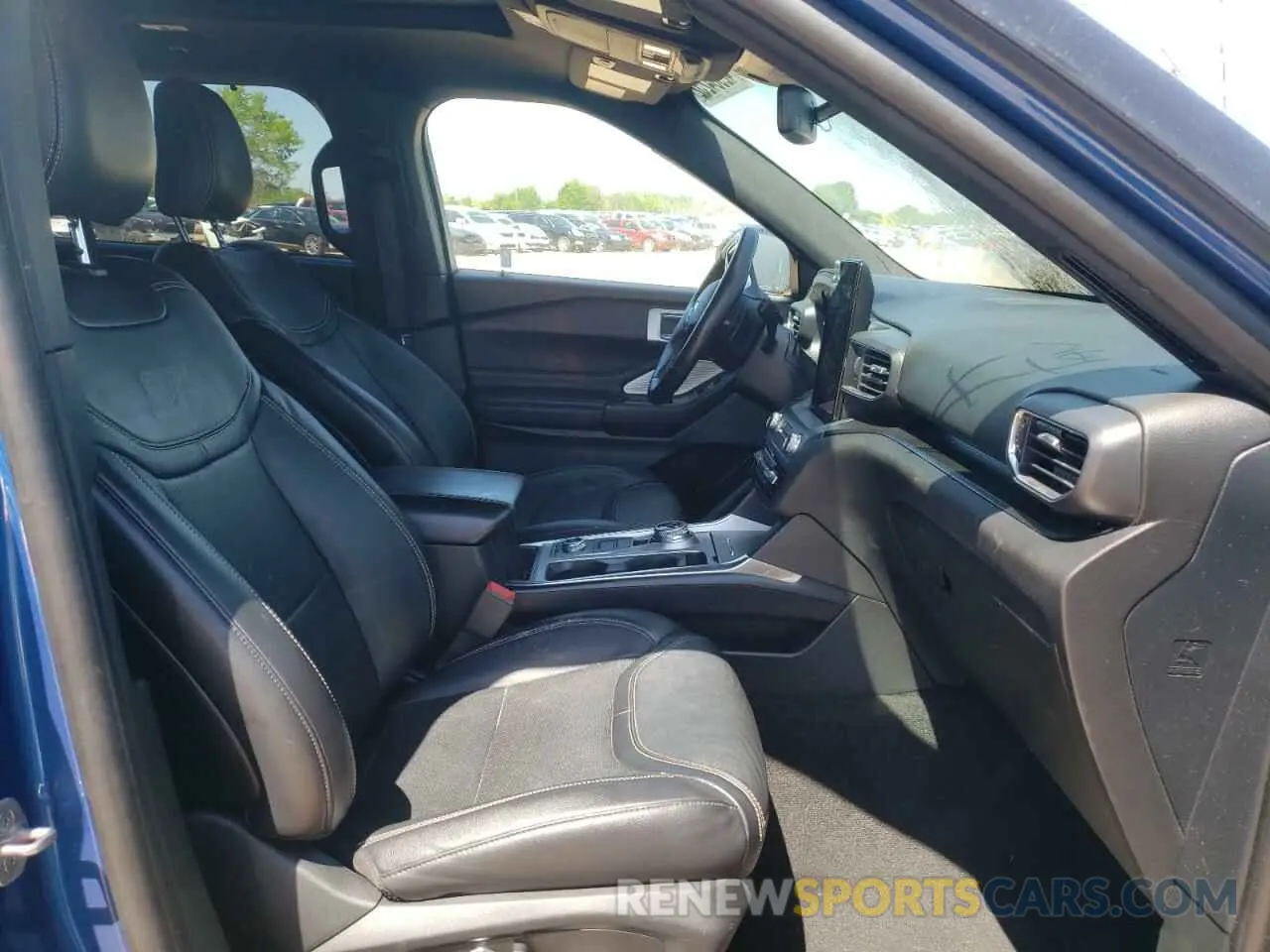 5 Photograph of a damaged car 1FM5K8GCXLGA43217 FORD EXPLORER 2020