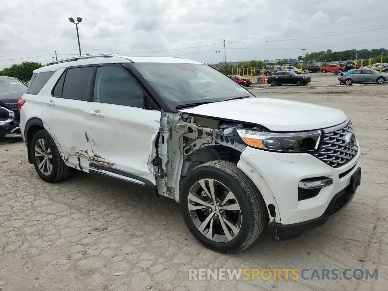 4 Photograph of a damaged car 1FM5K8HC1LGA13358 FORD EXPLORER 2020