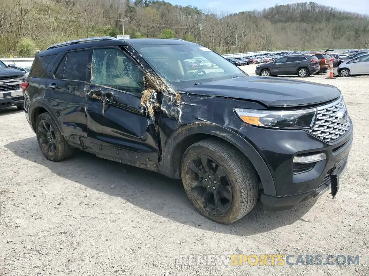 4 Photograph of a damaged car 1FM5K8HC4LGC88156 FORD EXPLORER 2020