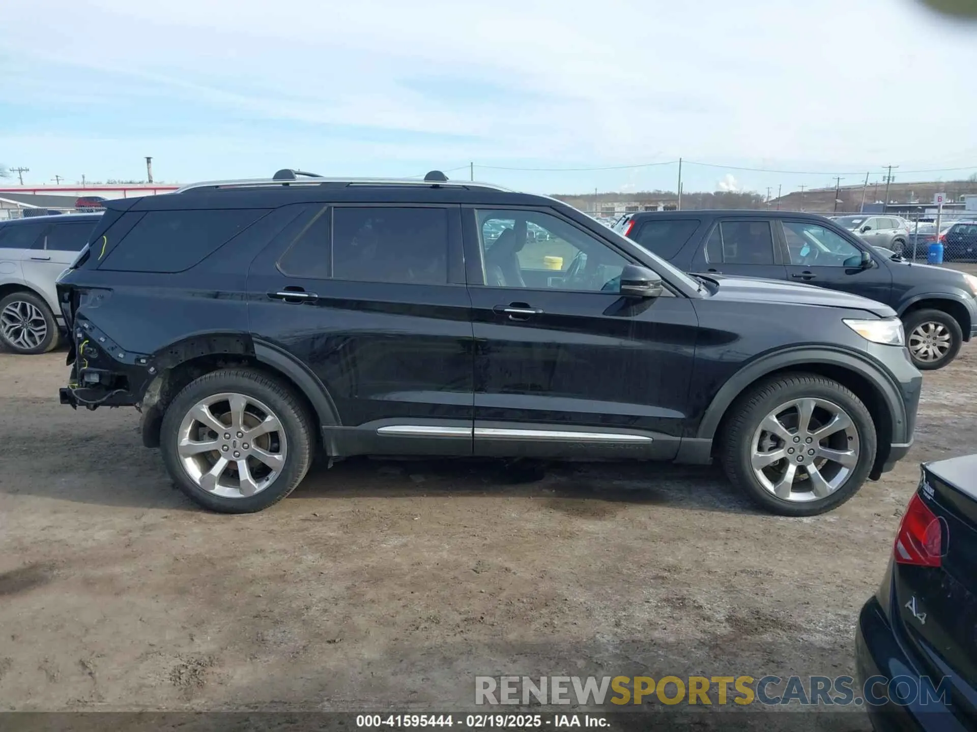 13 Photograph of a damaged car 1FM5K8HC5LGA32222 FORD EXPLORER 2020