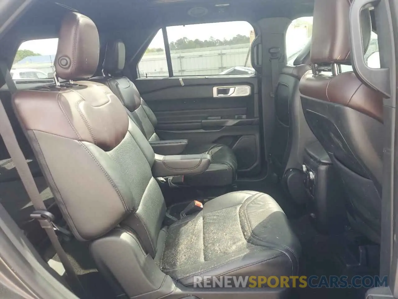 11 Photograph of a damaged car 1FM5K8HC5LGA34794 FORD EXPLORER 2020