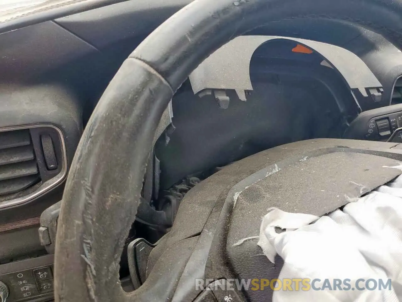 9 Photograph of a damaged car 1FM5K8HC7LGA27300 FORD EXPLORER 2020