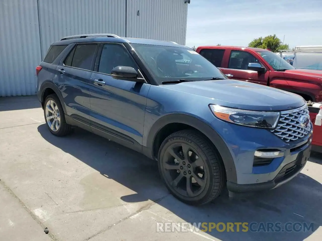 4 Photograph of a damaged car 1FM5K8HC7LGB53723 FORD EXPLORER 2020