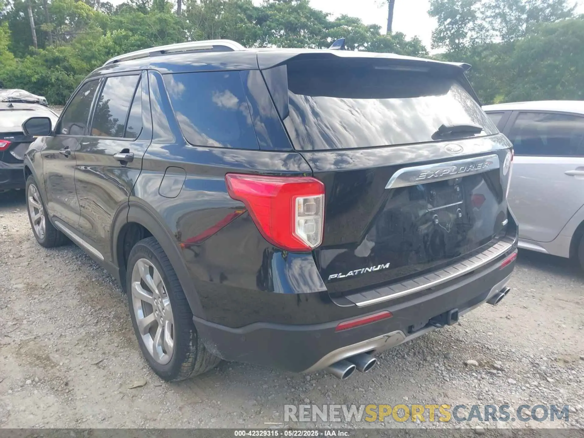 3 Photograph of a damaged car 1FM5K8HCXLGA34791 FORD EXPLORER 2020