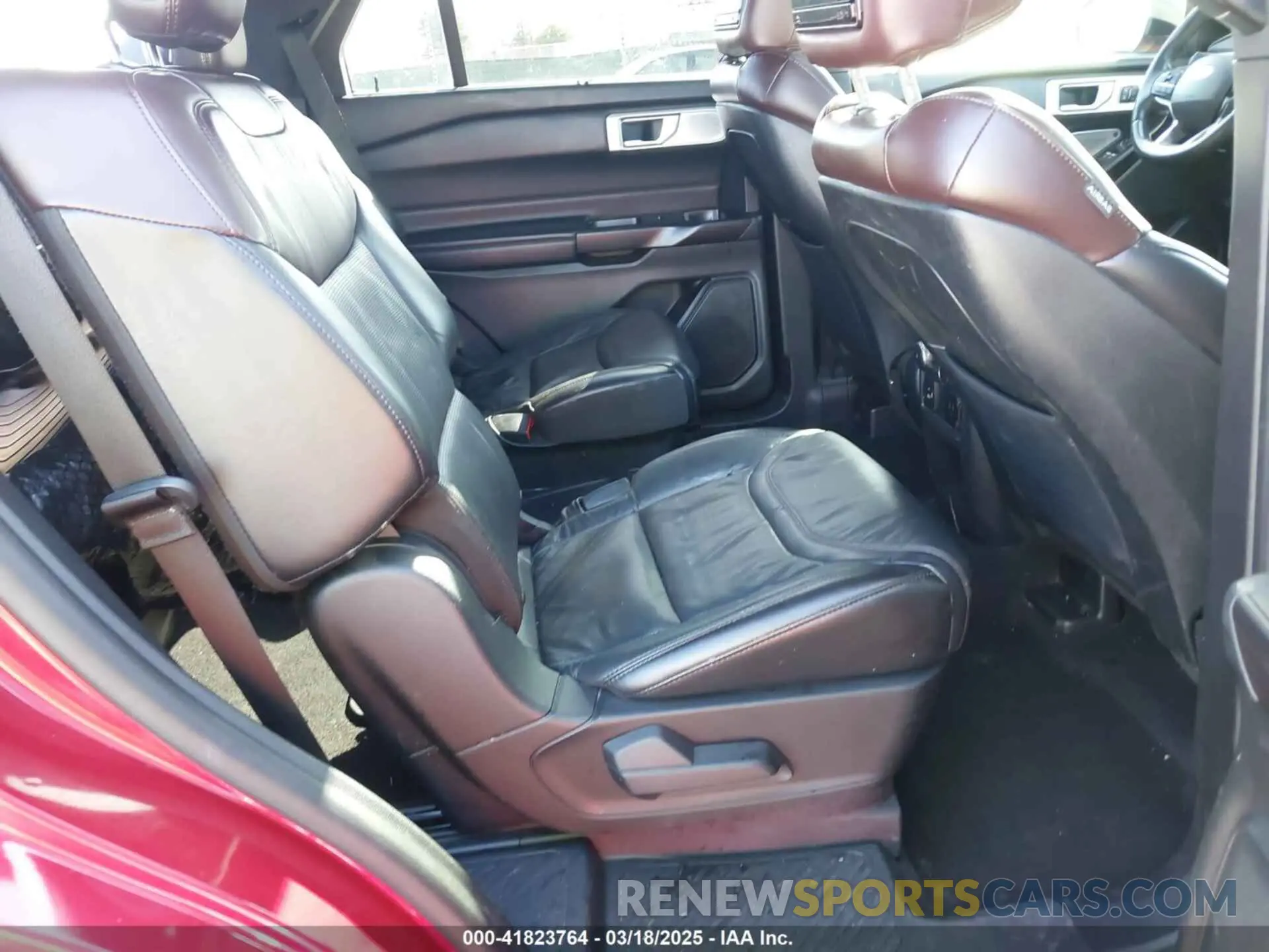8 Photograph of a damaged car 1FM5K8HCXLGA82209 FORD EXPLORER 2020