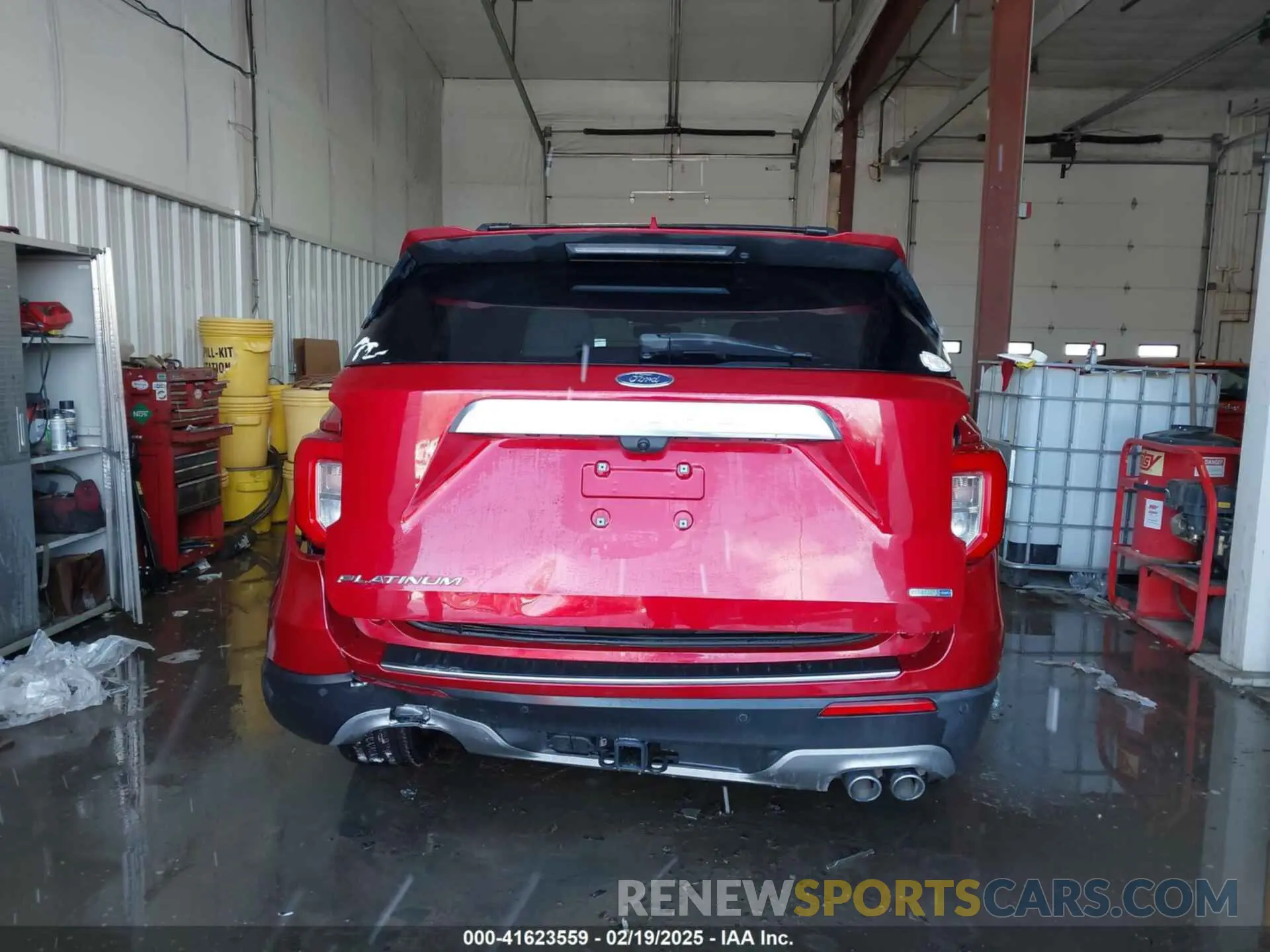 17 Photograph of a damaged car 1FM5K8HCXLGB10252 FORD EXPLORER 2020