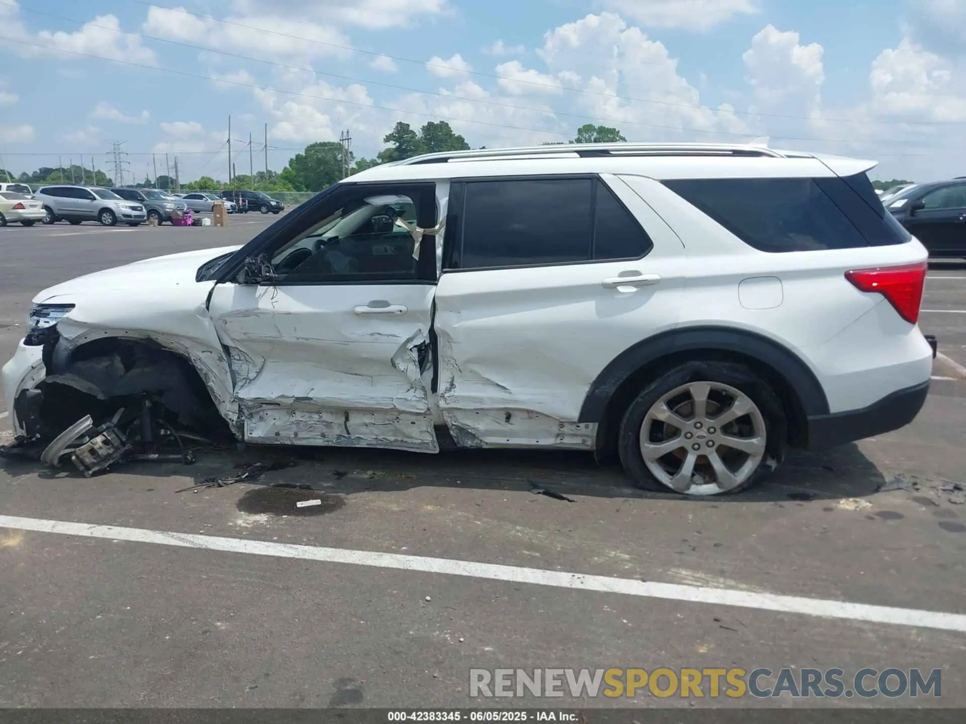 13 Photograph of a damaged car 1FM5K8HCXLGB45969 FORD EXPLORER 2020