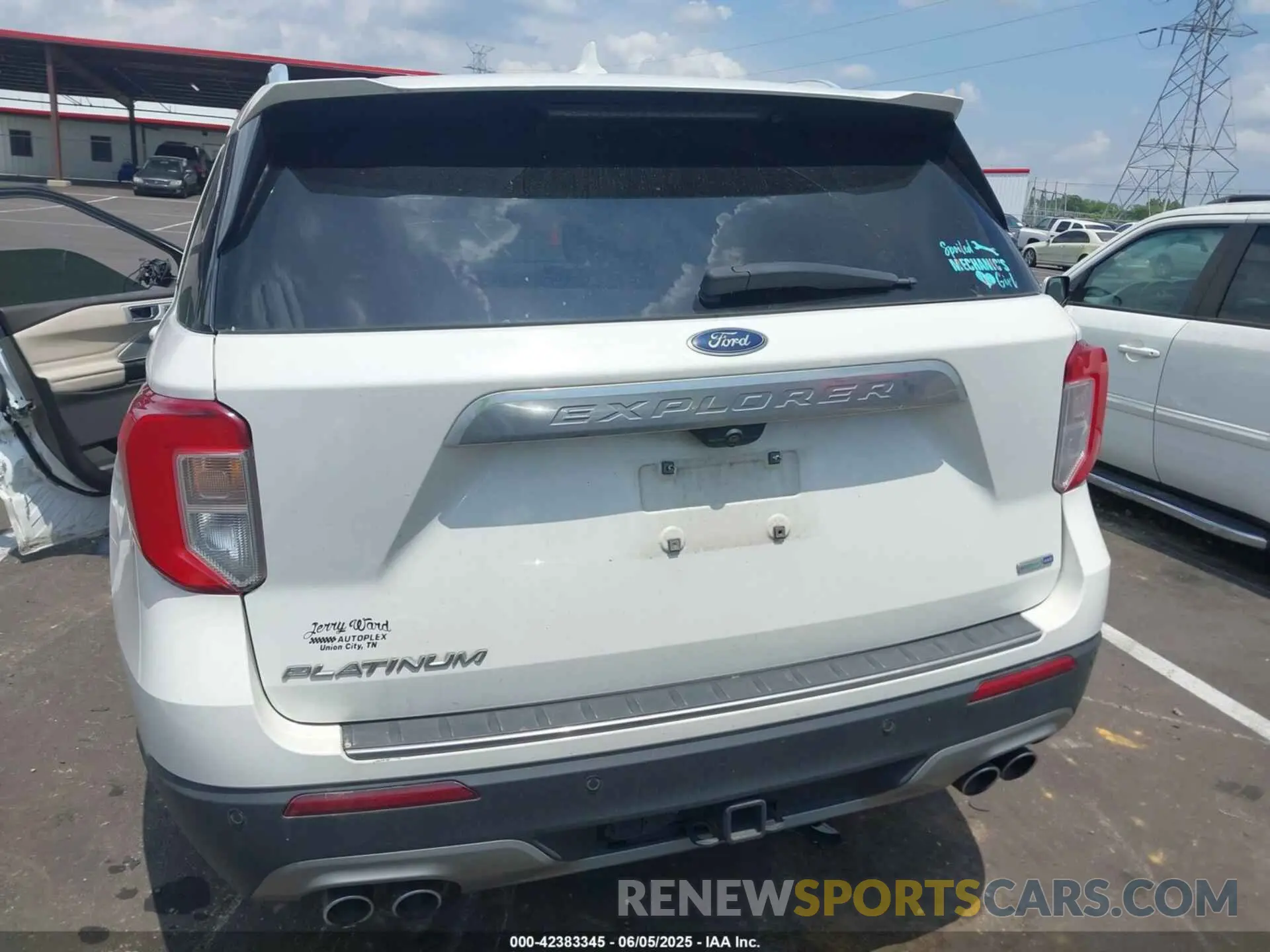 15 Photograph of a damaged car 1FM5K8HCXLGB45969 FORD EXPLORER 2020