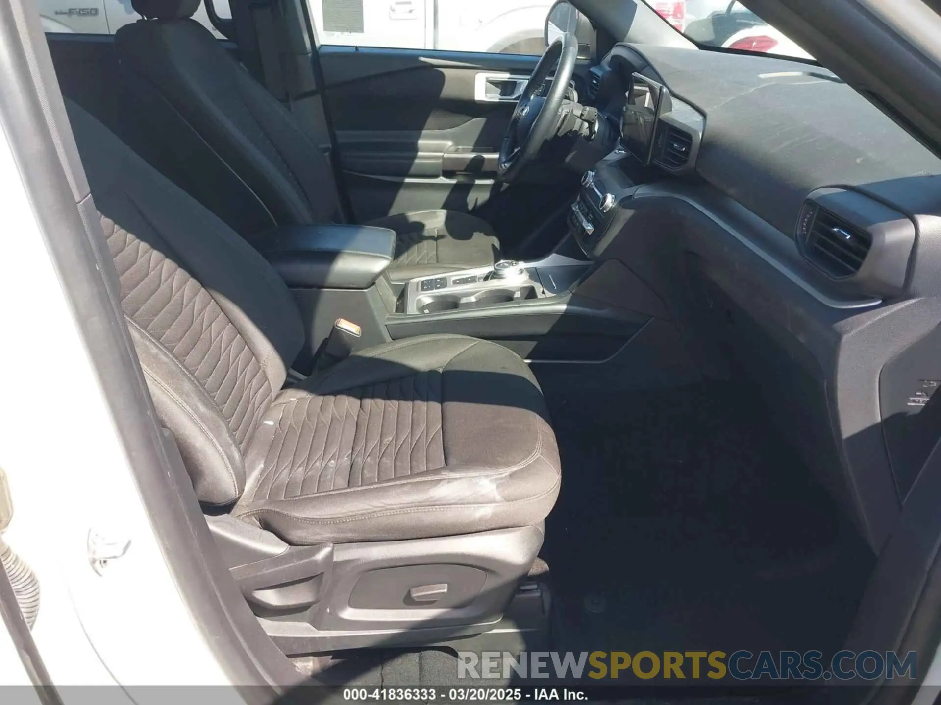 5 Photograph of a damaged car 1FMSK7DH0LGA56278 FORD EXPLORER 2020